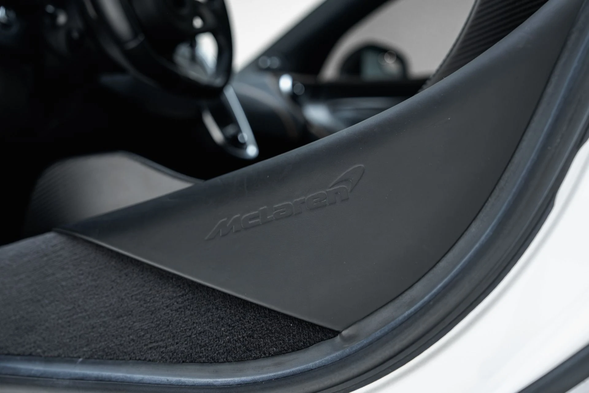 mph041_34118829_Used_2019_Mc_Laren_600_LT_1787162430_727d73ebfb