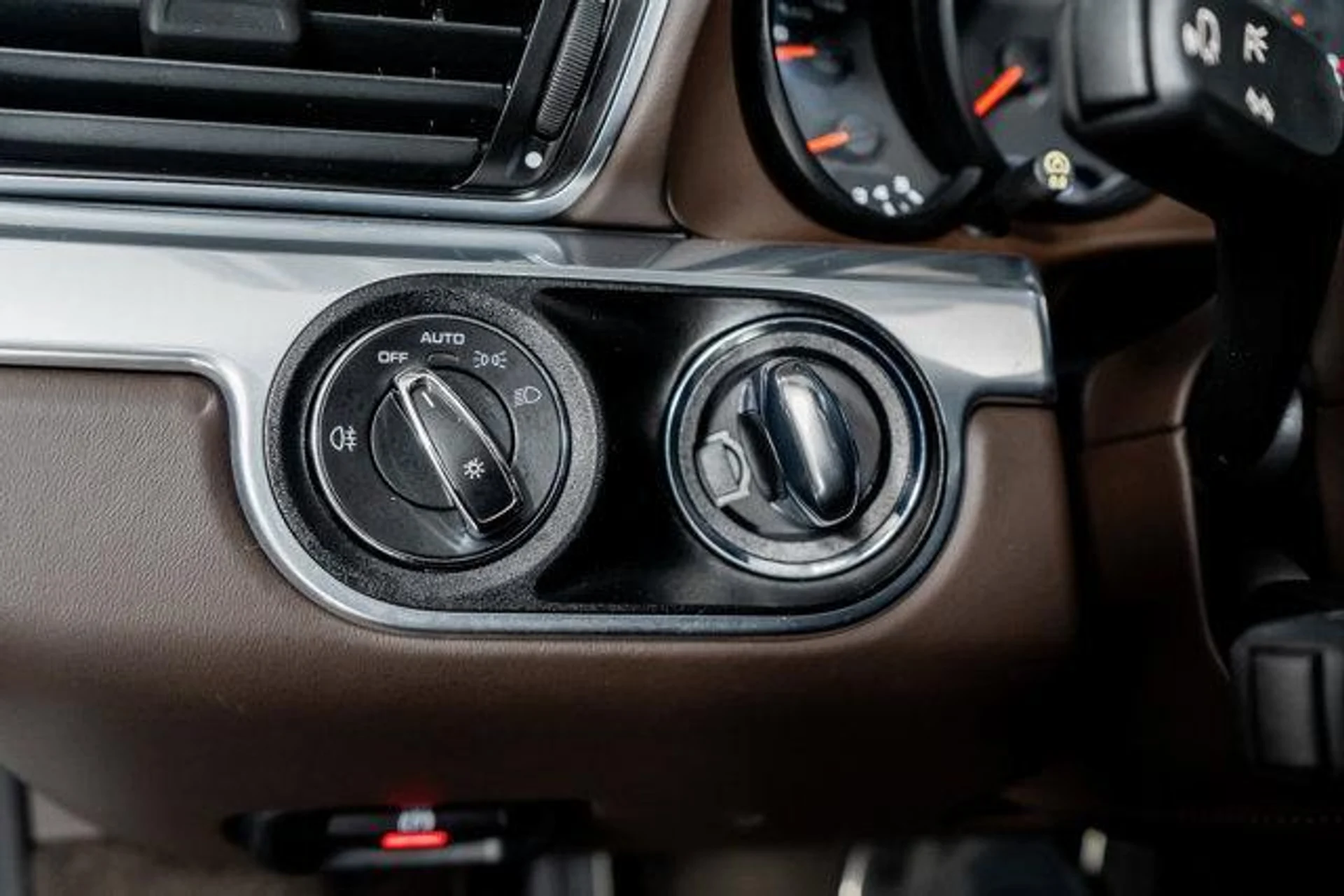 mph041_3416800550_mb_THN_0_Ftko_g4_AA_Ejlzo8p_K3n_E_8c17a2fd87