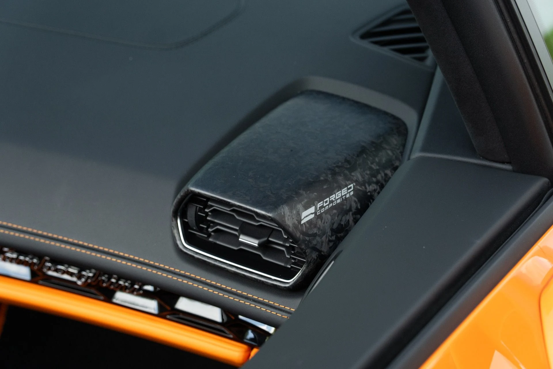 mph041_3418138702_Used_2021_Lamborghini_Huracan_EVO_Spyder_1775496293_b8164a7f1d