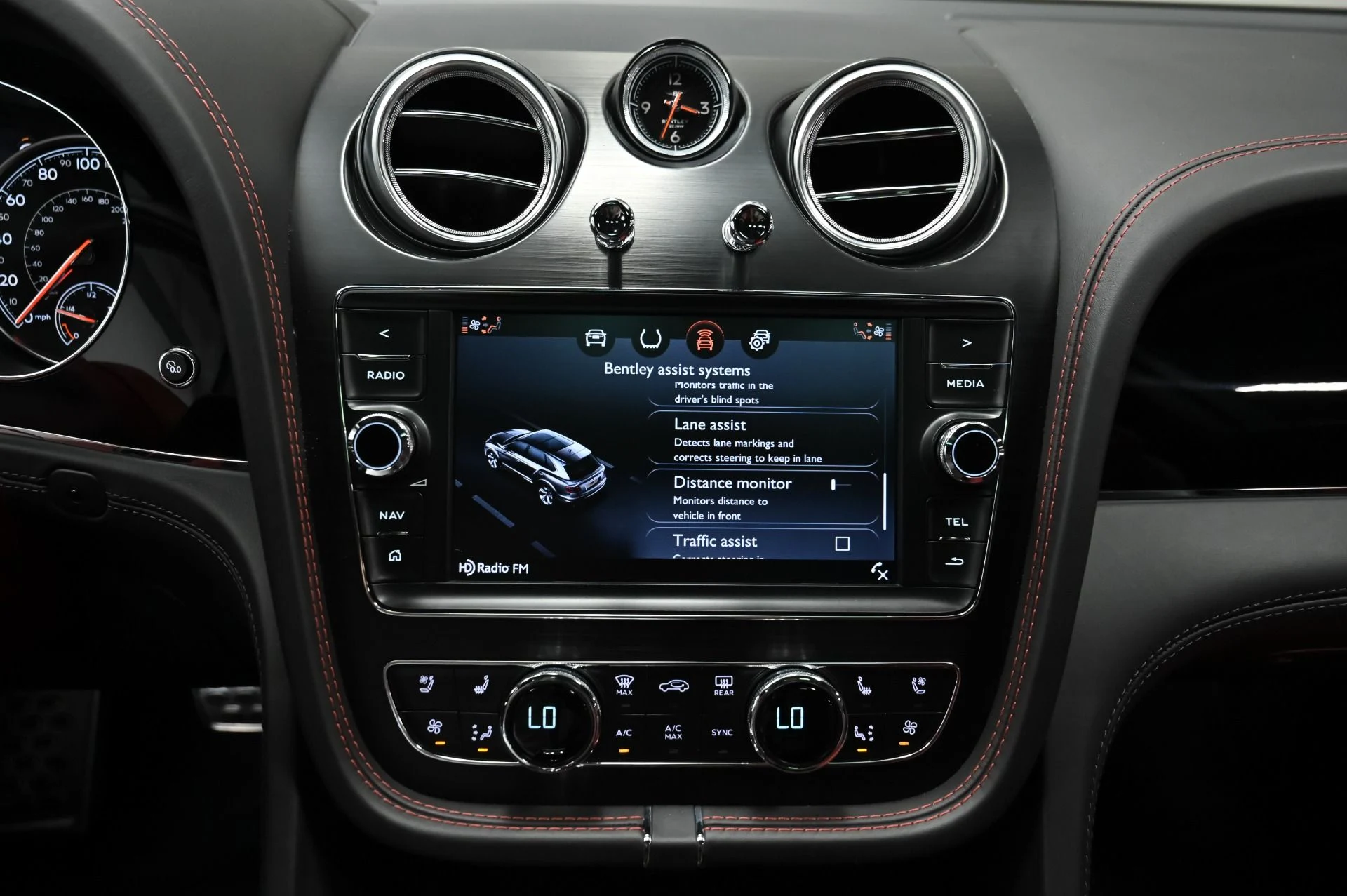 mph041_3427178834_Used_2018_Bentley_Bentayga_W12_1759788100_c238735356