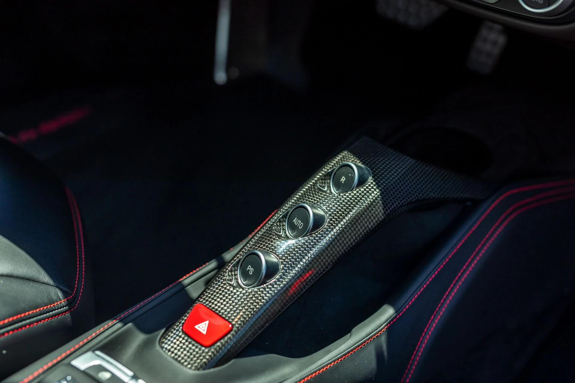 mph041_3432166132_Used_2016_Ferrari_488_GTB_1754854745_04aaaf0a43