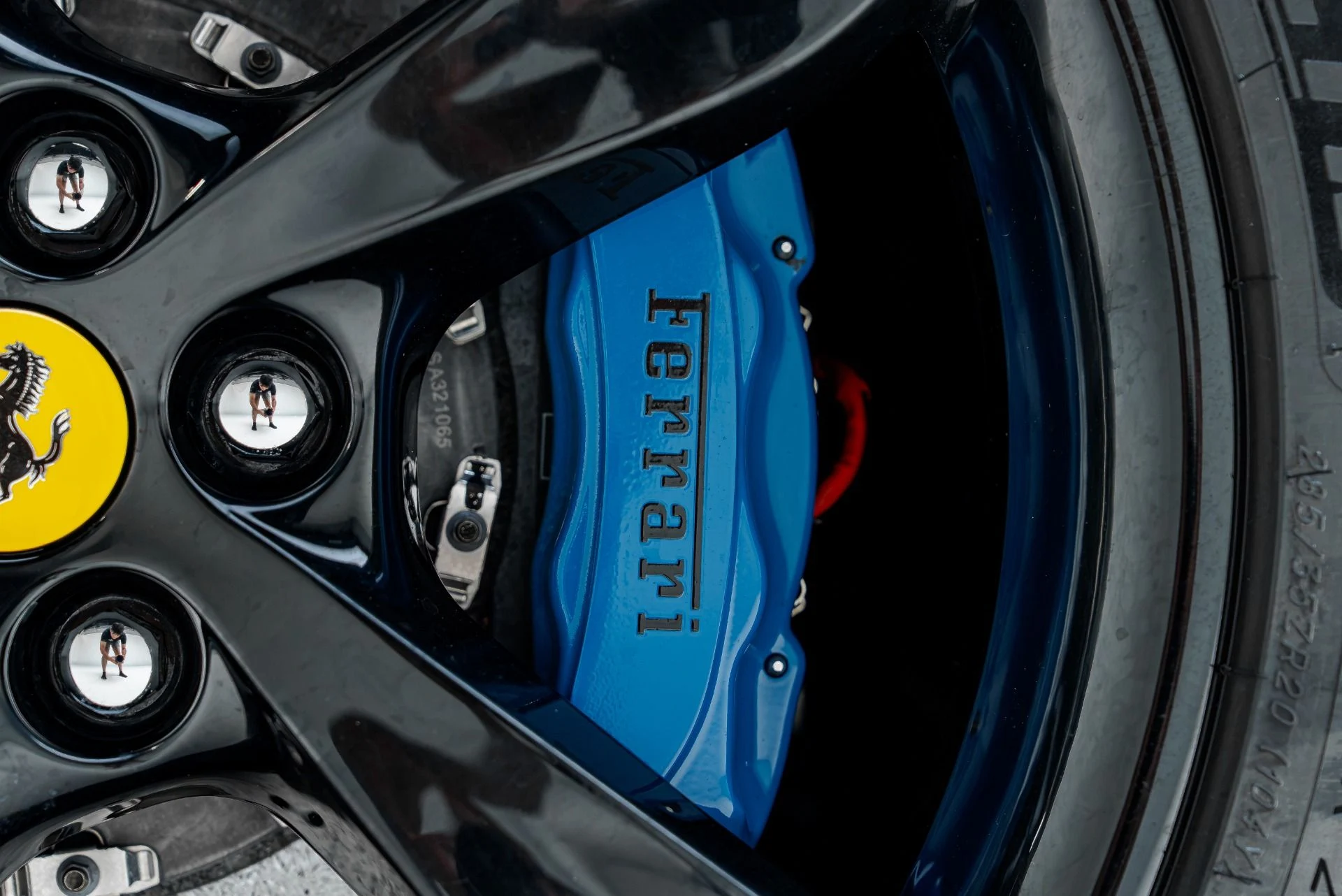 mph041_3435633099_Used_2019_Ferrari_Portofino_1788478074_2654823011