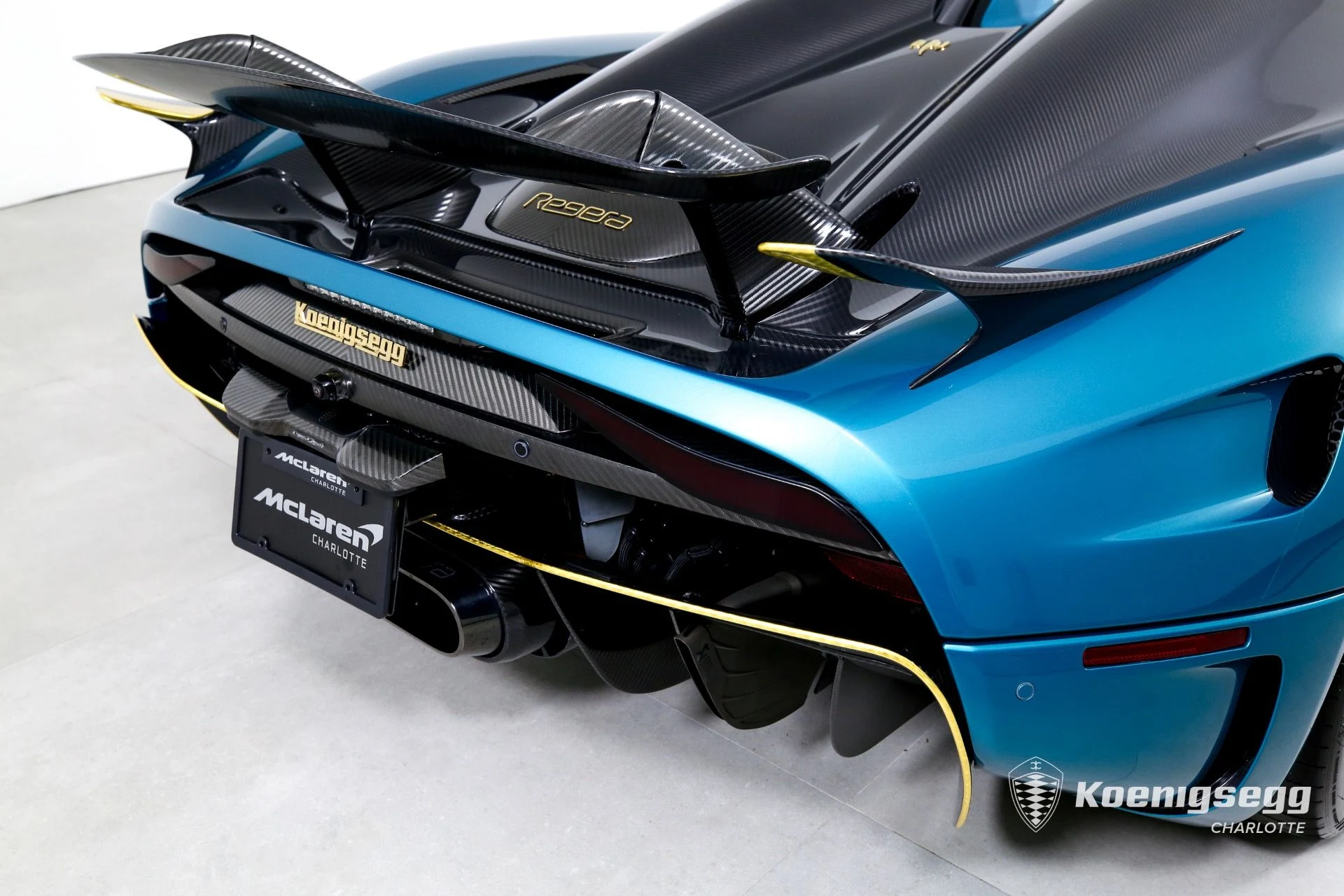 mph041_3458155456_Used_2021_KOENIGSEGG_REGERA_RWD_1705435580_4e31e847a4