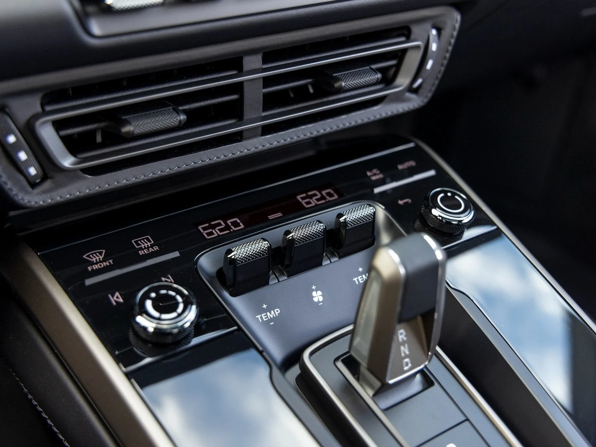 mph041_3466281979_42_c0036f85ec