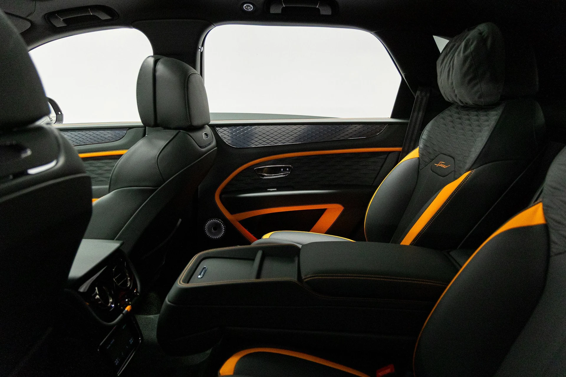 mph041_3475669963_7468ebbd8ab89b5499dc5e510ee61d03x_bd67c2b8e6