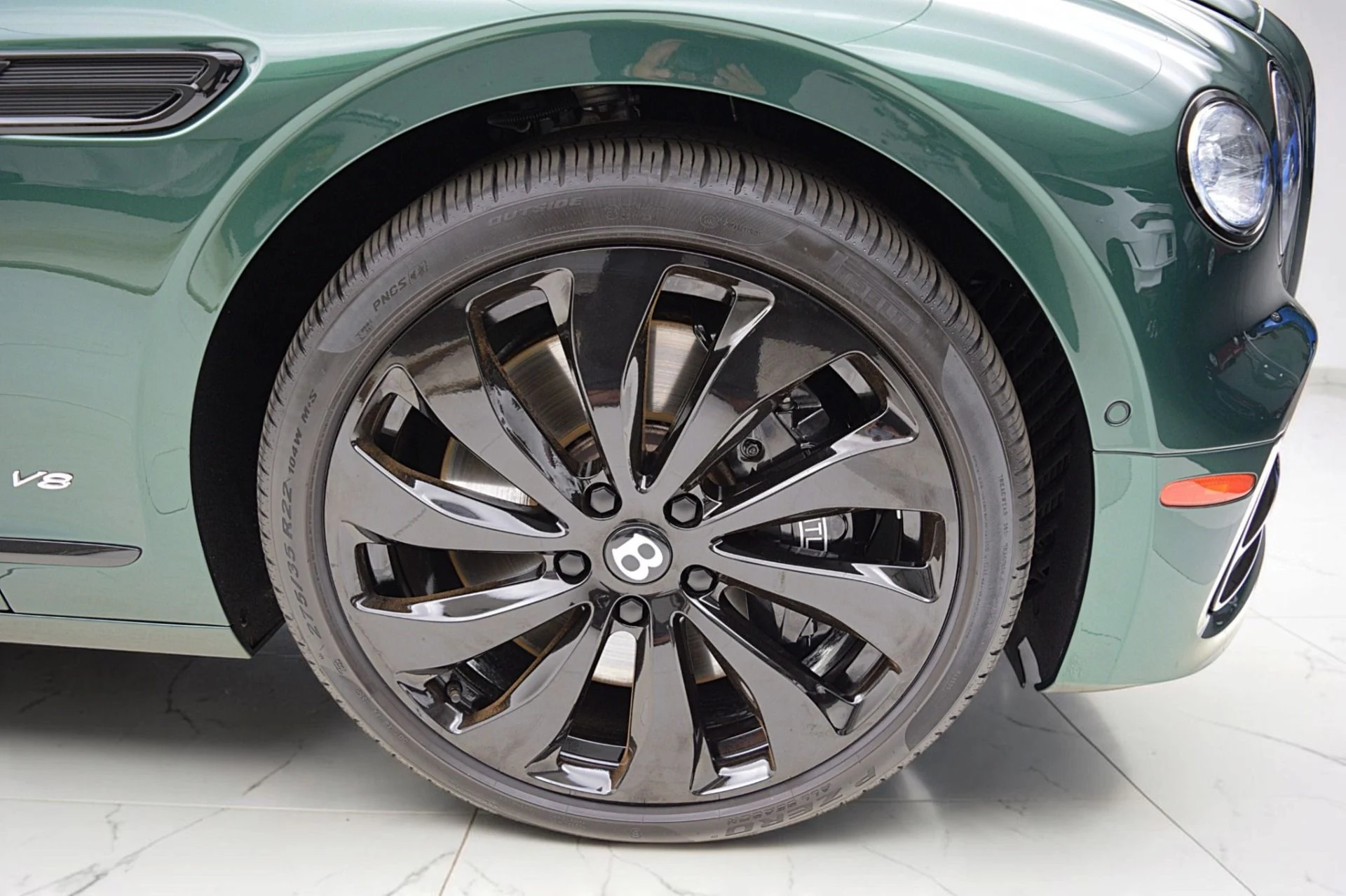 mph041_3478250127_Used_2022_Bentley_Flying_Spur_V8_115756eddf