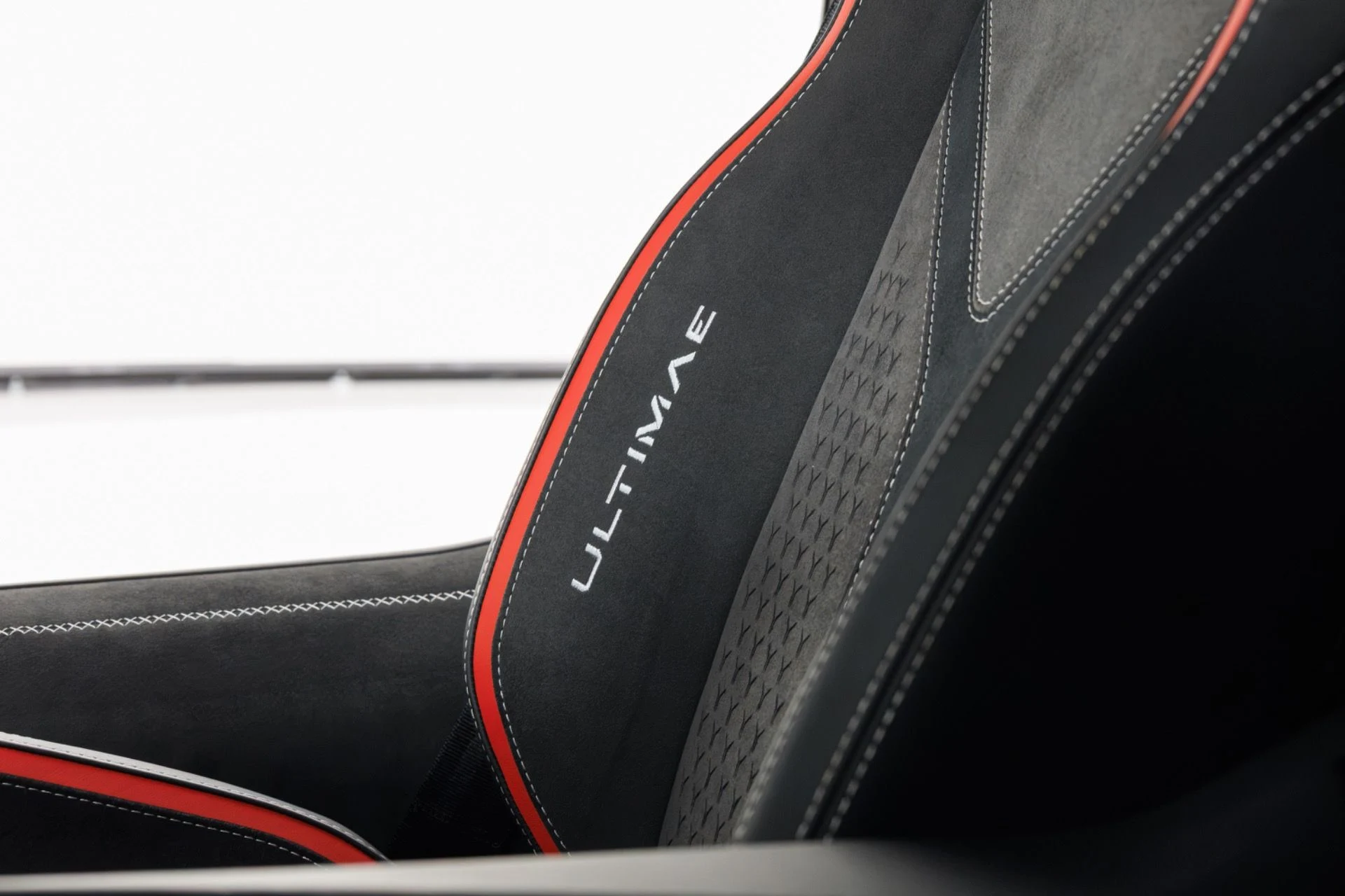 mph041_3481435297_Used_2022_Lamborghini_Aventador_LP_780_4_Ultimae_1784925954_11cff56ddd