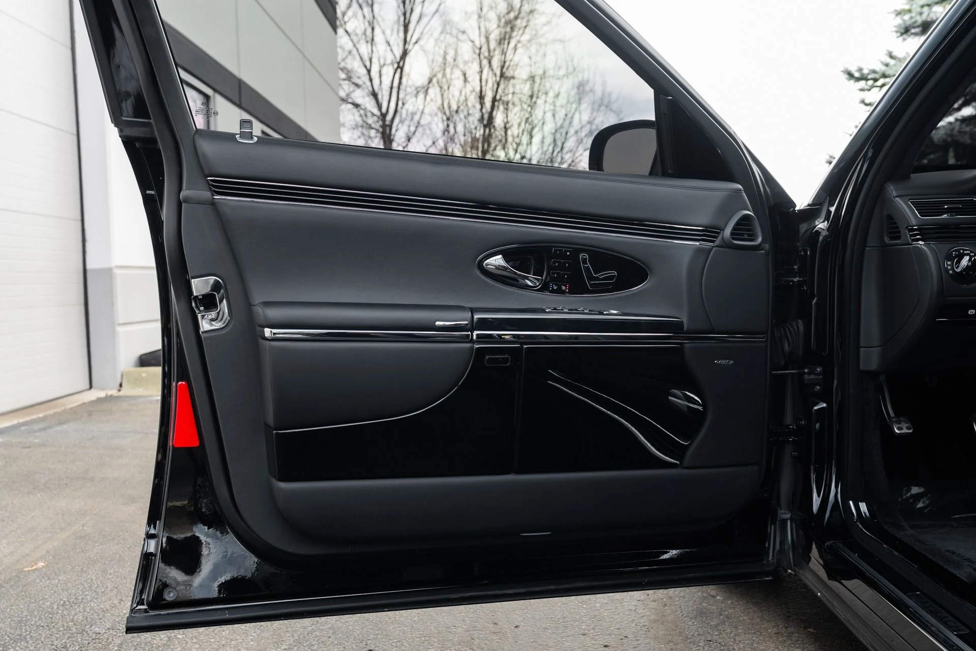 mph041_3484810296_11544_p42_l_9cb5b0cdad