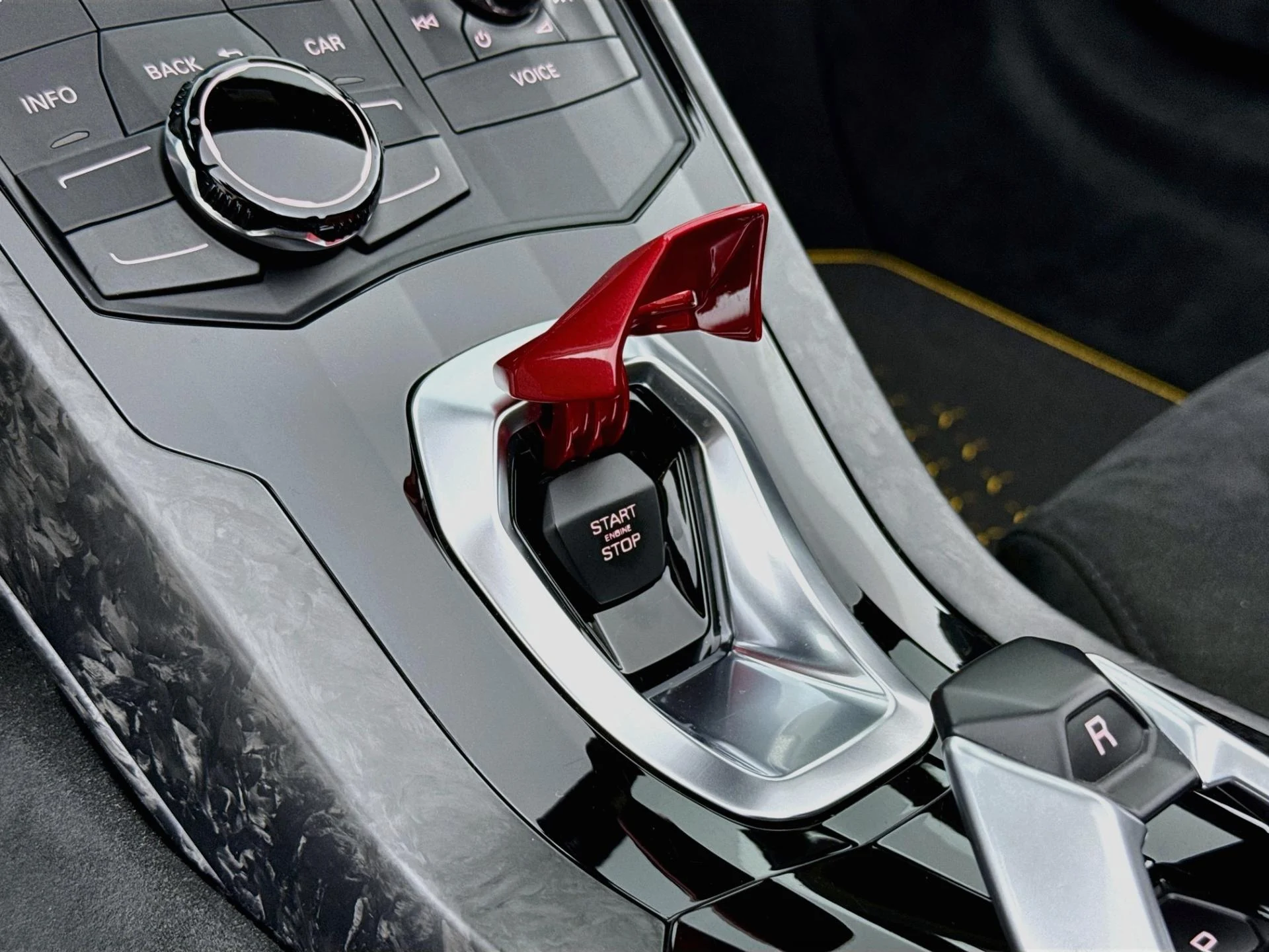 mph041_3495384963_Used_2019_Lamborghini_Huracan_Performante_Spyder_1793134366_b65cf6b750