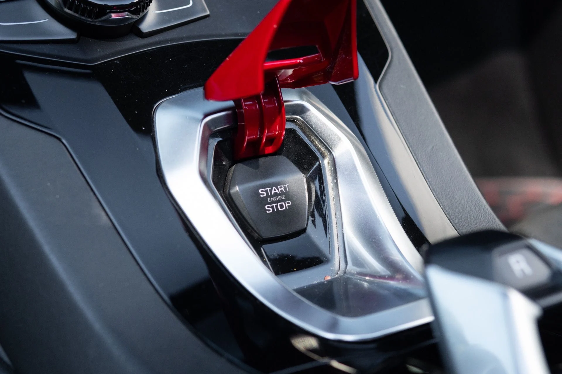 mph041_3503246970_Used_2017_Lamborghini_Huracan_LP_610_4_Spyder_1774364077_1fffc07b6d