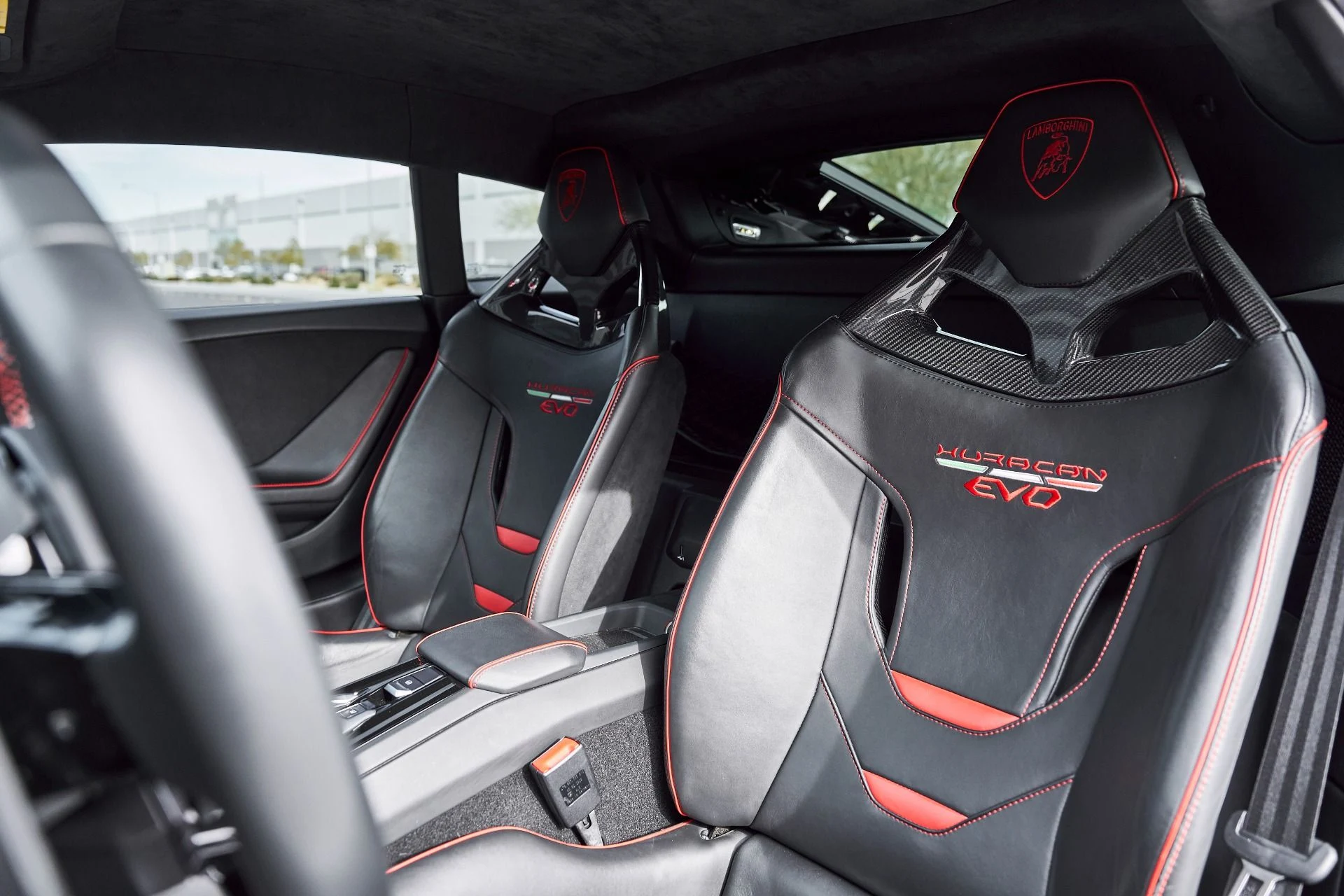 mph041_3505798216_Used_2020_Lamborghini_Huracan_EVO_1768438625_60bb3f6303