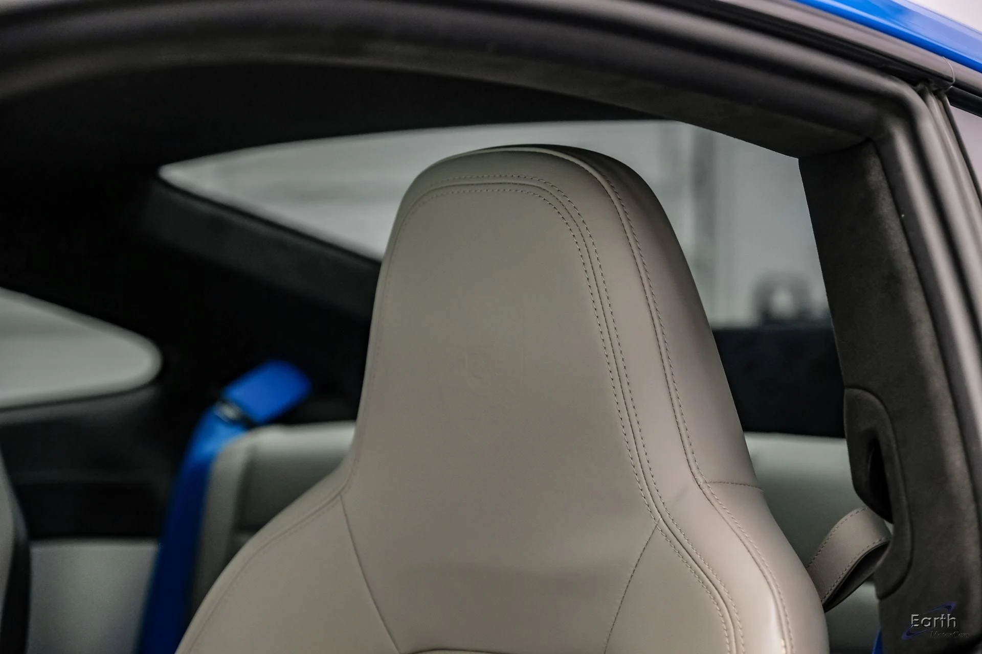 mph041_352453679_afd299e58f2d481951986d8bfddc227fx_70a05dcdb5