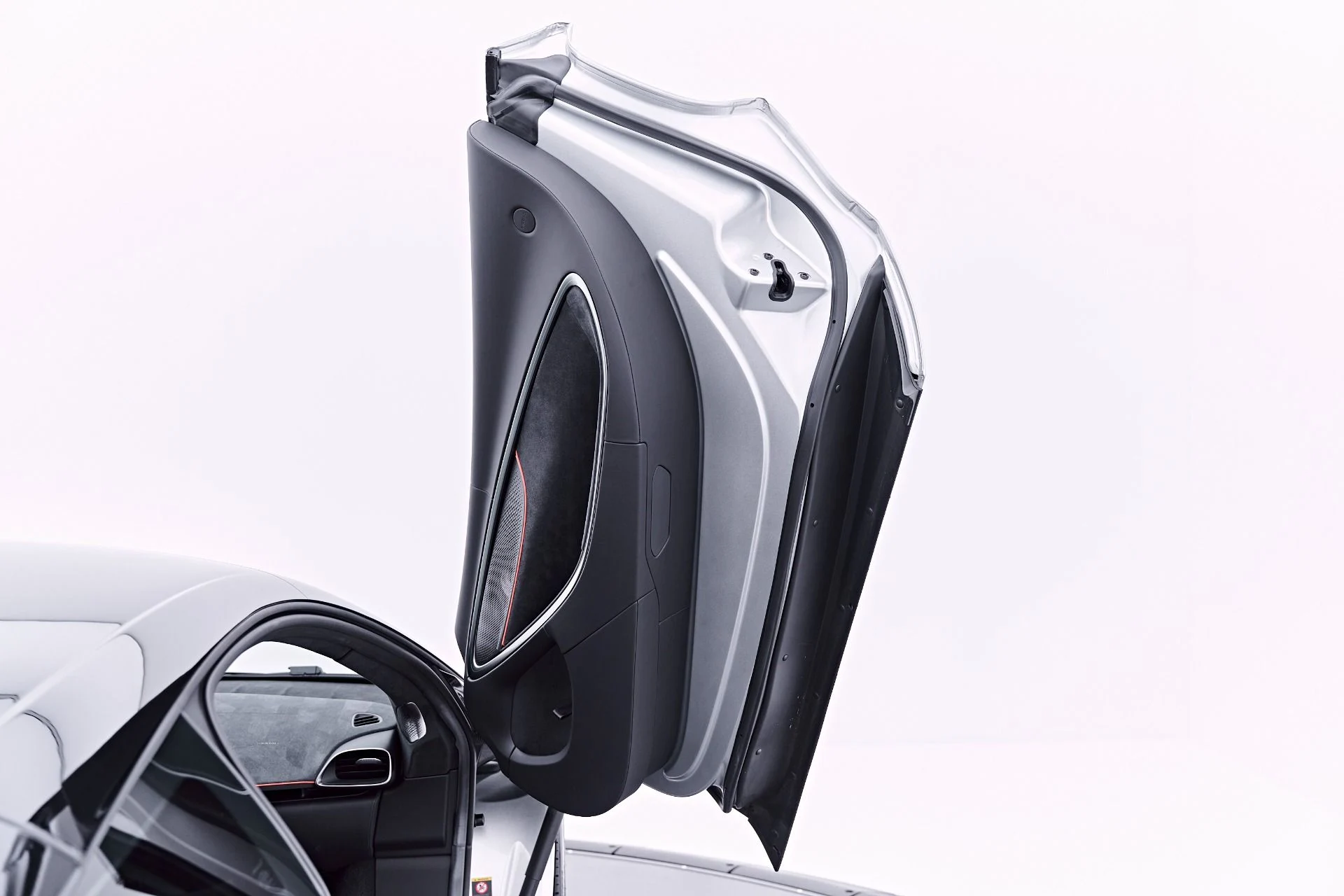 mph041_3528576148_Used_2023_Mc_Laren_Artura_1782871246_6f95b4a5de