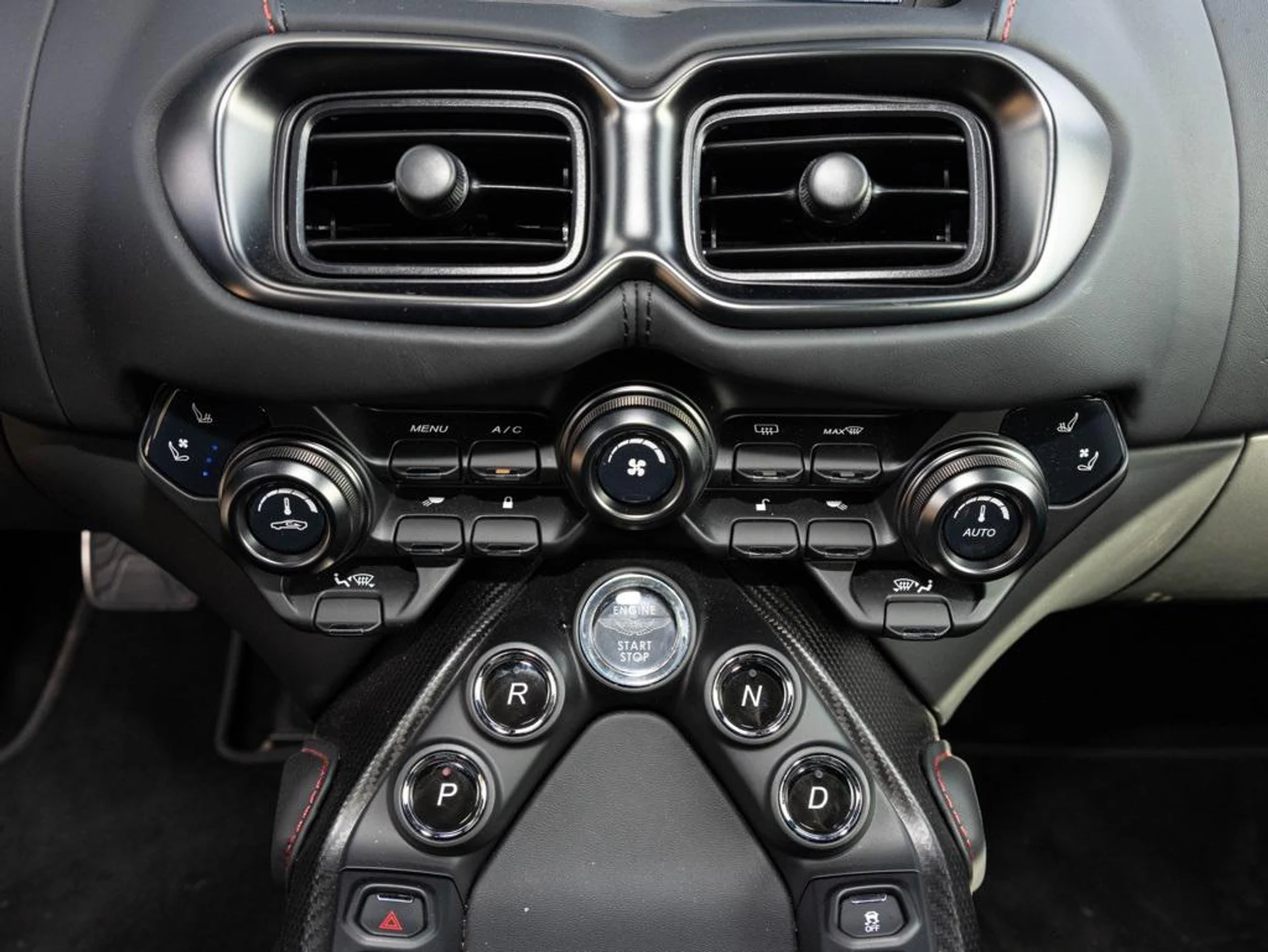 mph041_3545472420_470516215_691df03cc20baac2a82c0daa_50f2b4f4d9