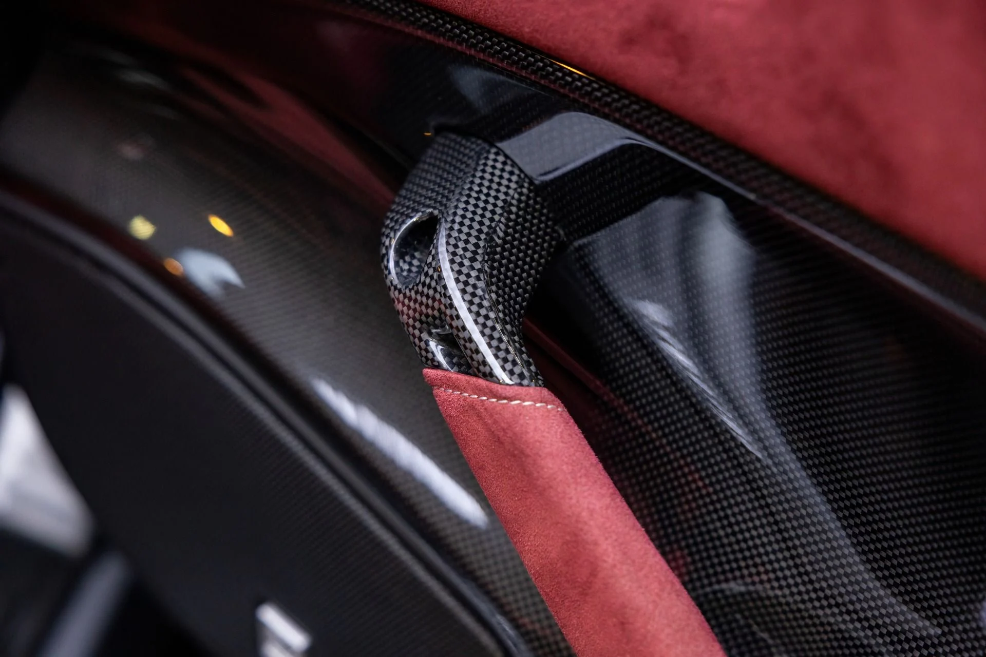 mph041_3569352541_Used_2019_Ferrari_488_Pista_1791487846_9e271d20e8