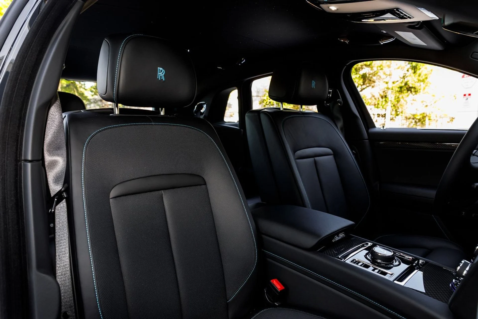 mph041_3572606159_920659f41b3f2cff62c5cb90a31b3b31x_2cd08eb13b