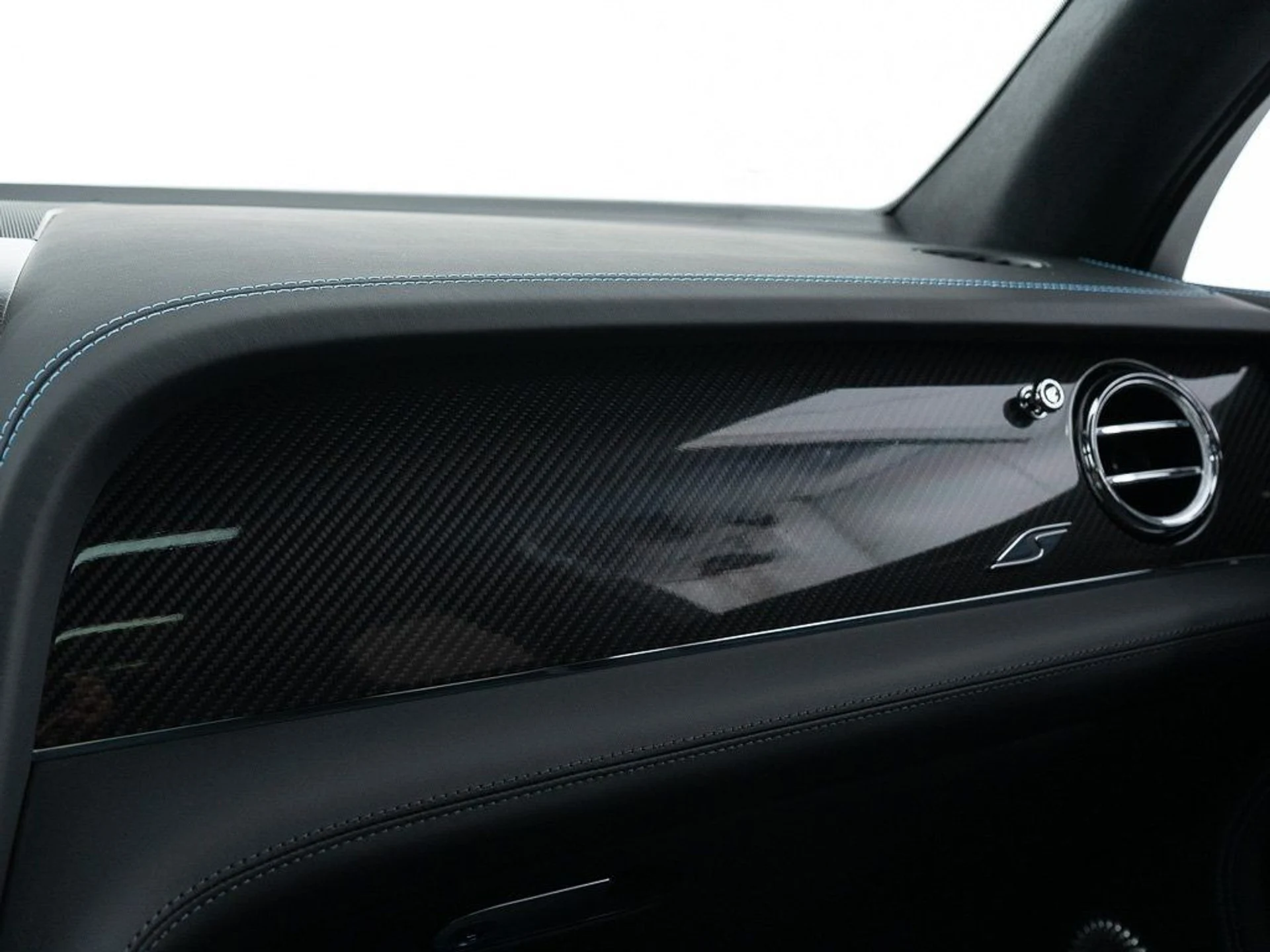 mph041_357644320_84707d08724d16ef11f45c531a92d3c4_760b62de40