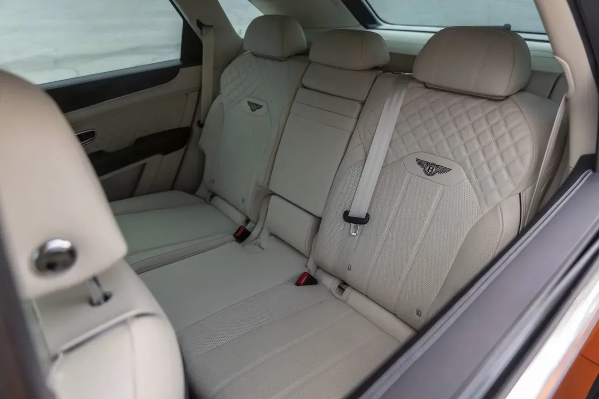 mph041_357651075_40d0826963d341a0a1505a817fb63a42_f58b0e62d4