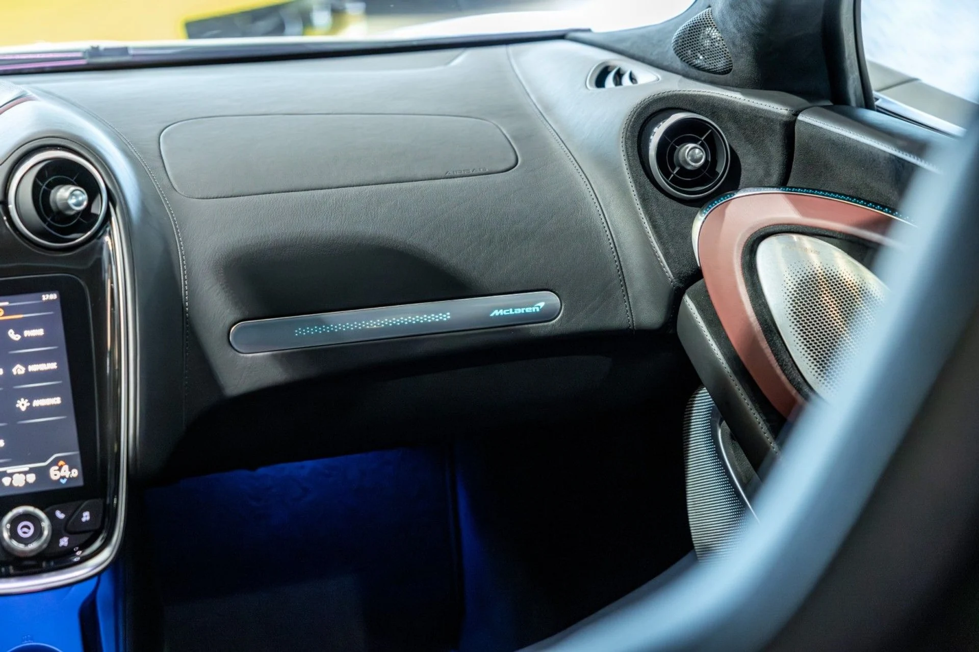 mph041_3584125367_Dg_ba22b43700