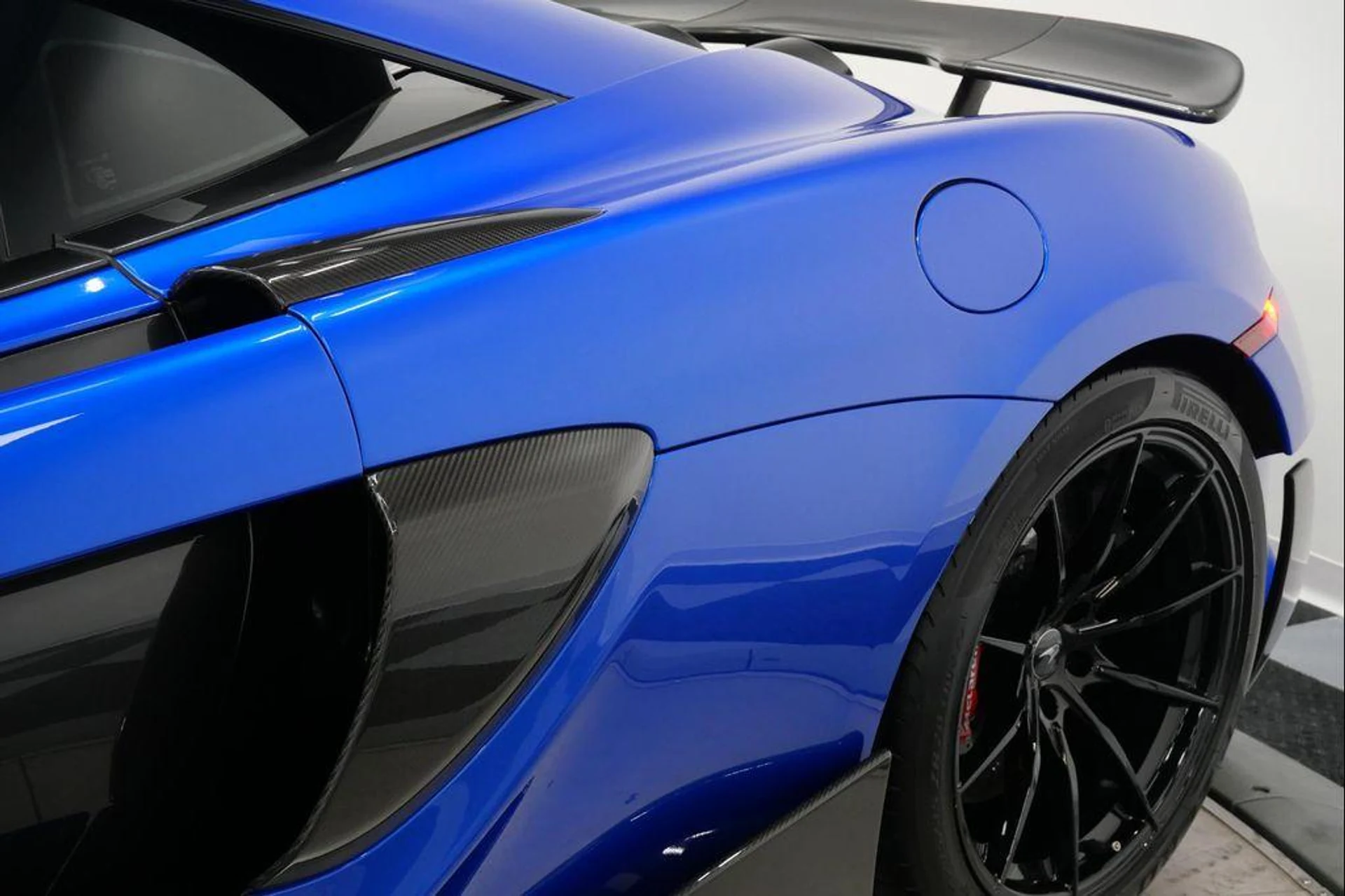 mph041_3616986677_w_YR_Hrr_wb_Lg_IYZ_2_S81lj_B6_i_0o_a697ef5697