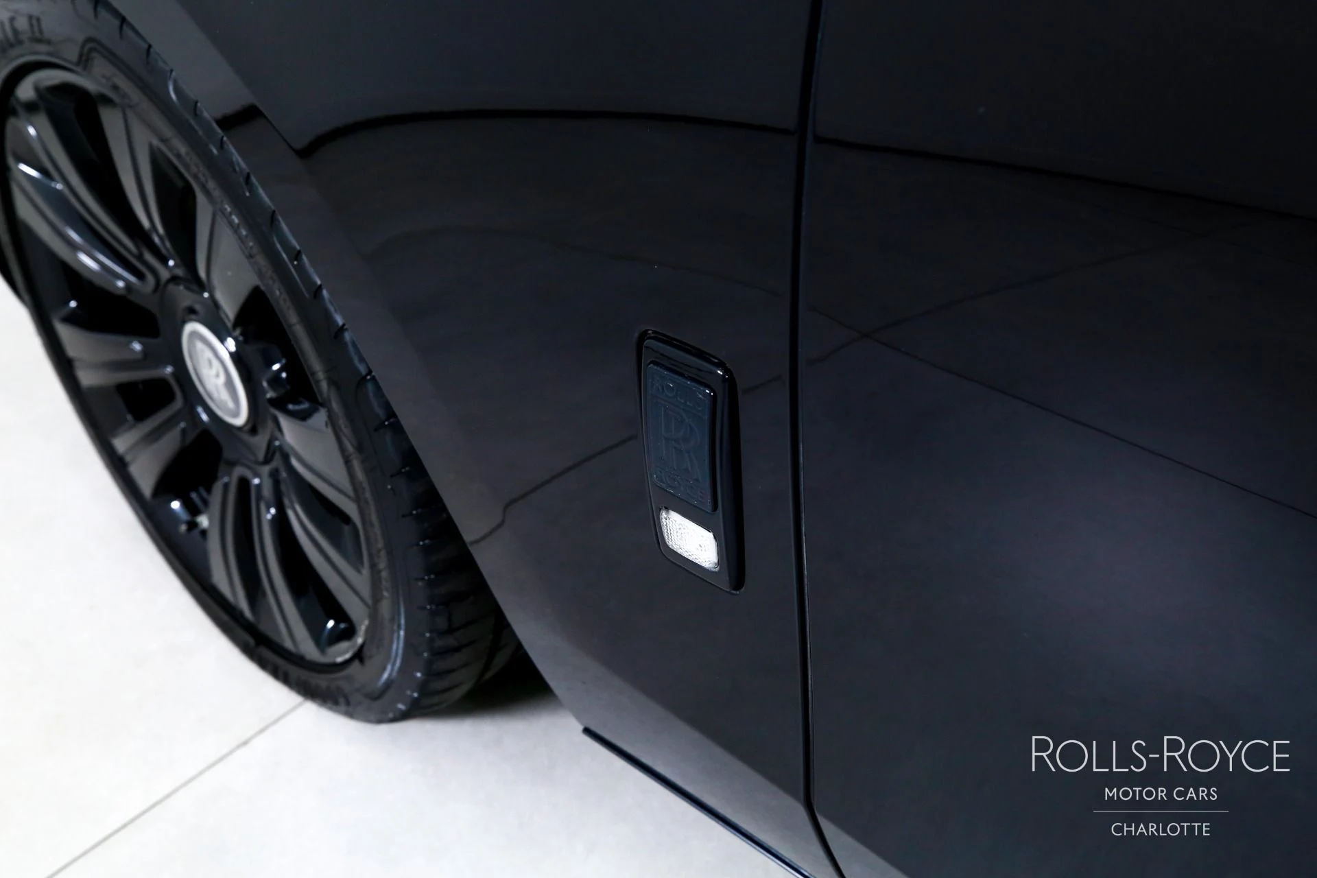 mph041_3623698283_Used_2021_Rolls_Royce_Ghost_1789147066_4ad49c35ad
