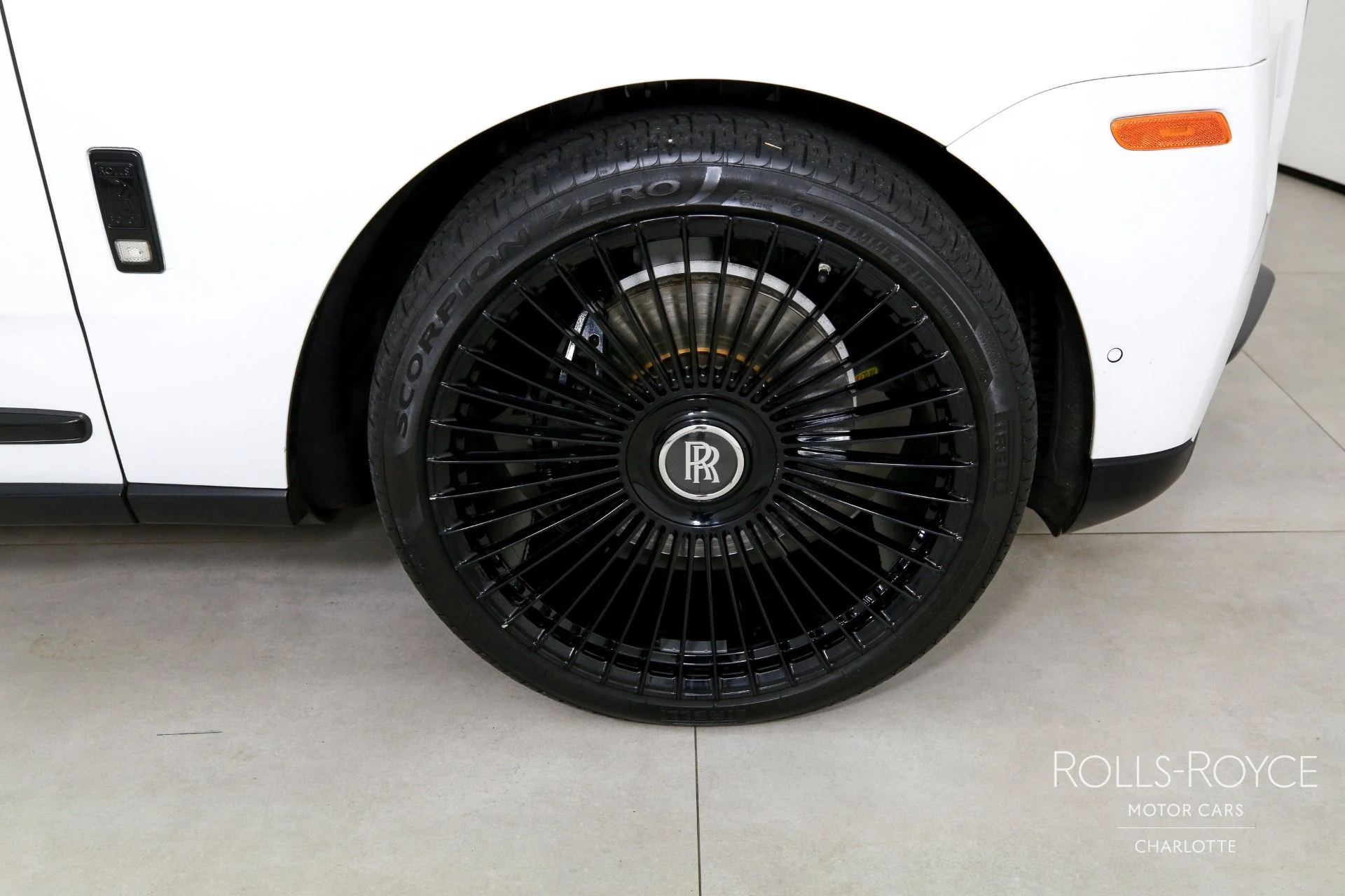 mph041_3626917525_Used_2019_Rolls_Royce_Cullinan_1753469692_660faf2e96
