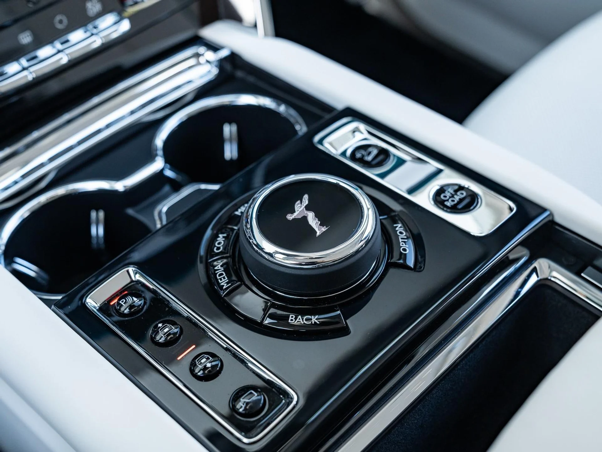 mph041_3626946563_Used_2023_Rolls_Royce_Cullinan_1761685694_ec417733ec