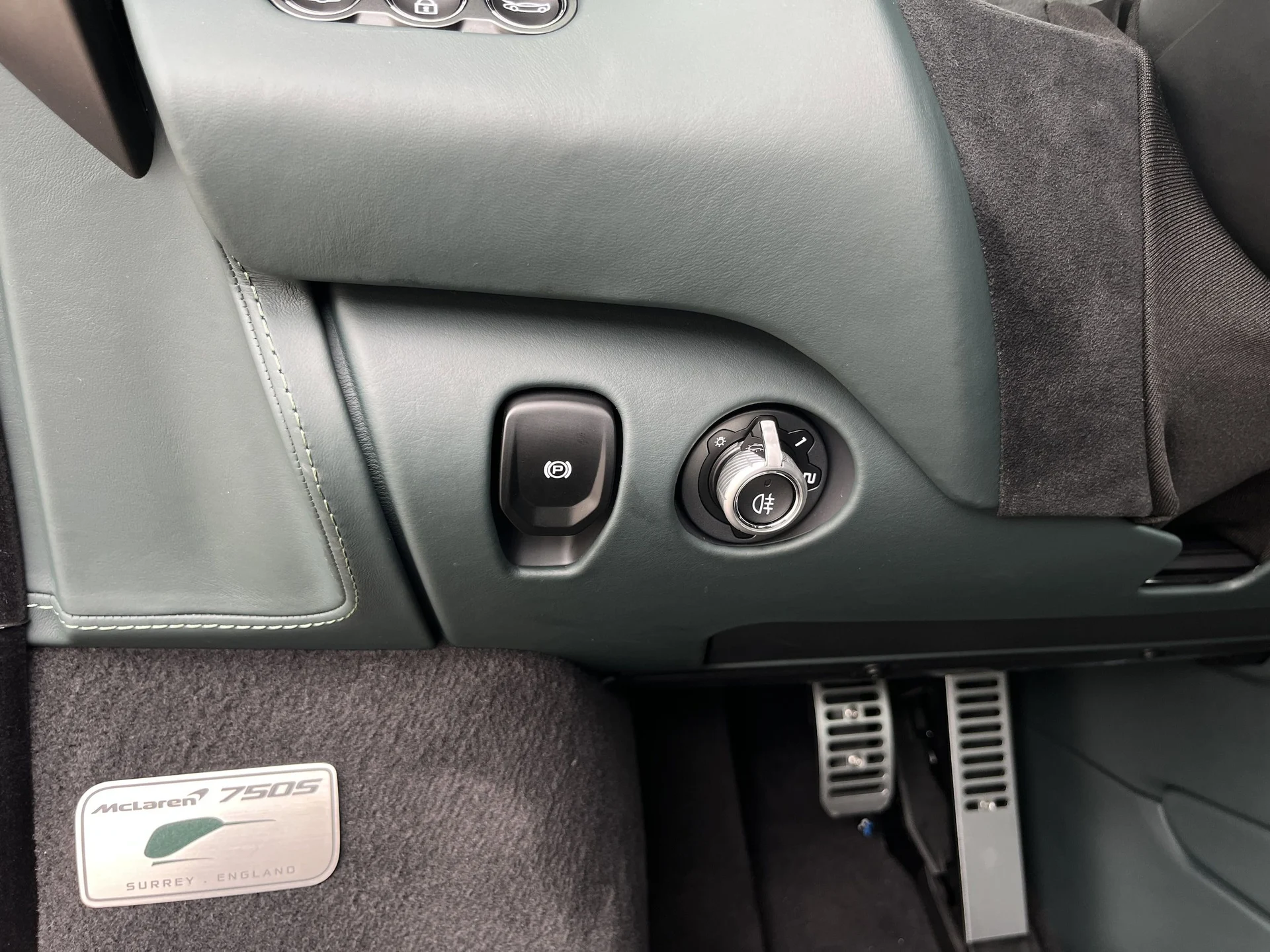 mph041_3635714053_8d1ea27eb568395bbbdf8f4d4f929febx_25295feb10