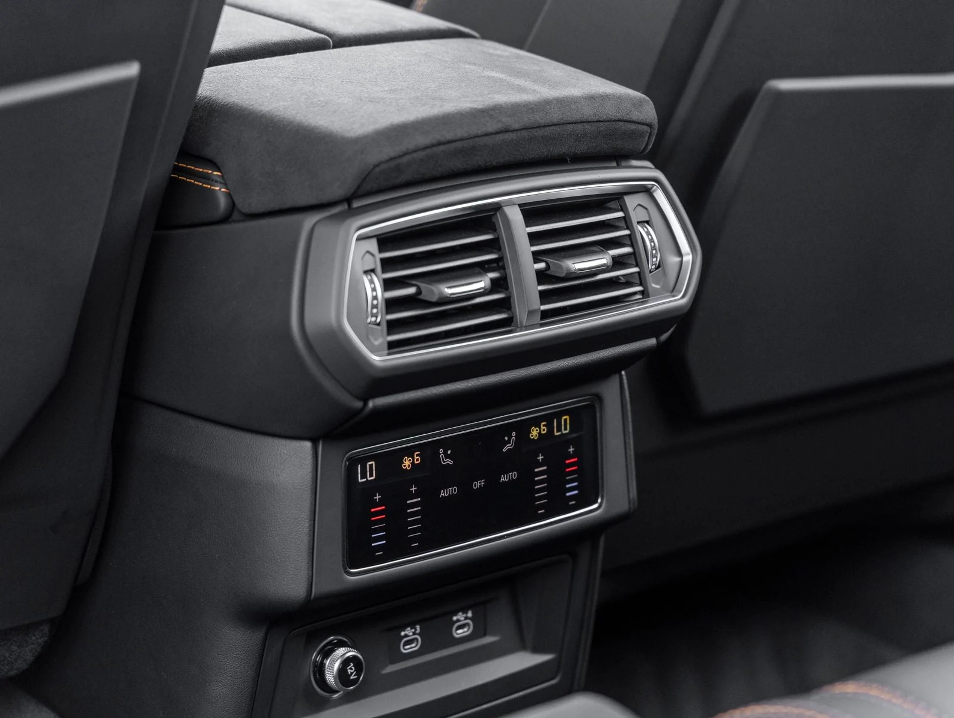 mph041_3637394220_42_893eae6b03