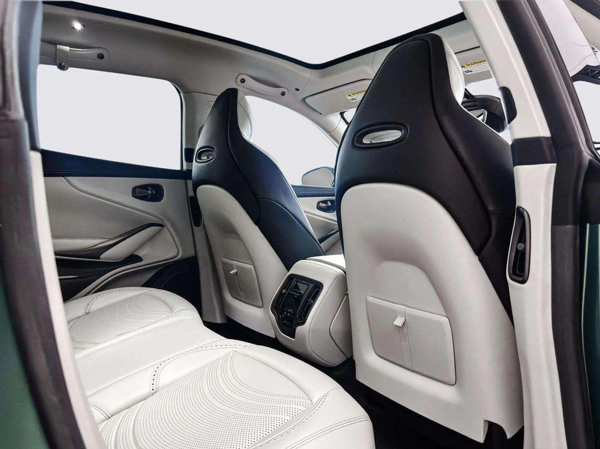 mph041_3638368151_N_Ml_Py_Q0z_Nm_T_Wsmv9o_IH_Jv_W_Rv_Cv_E_8f1d59ca14