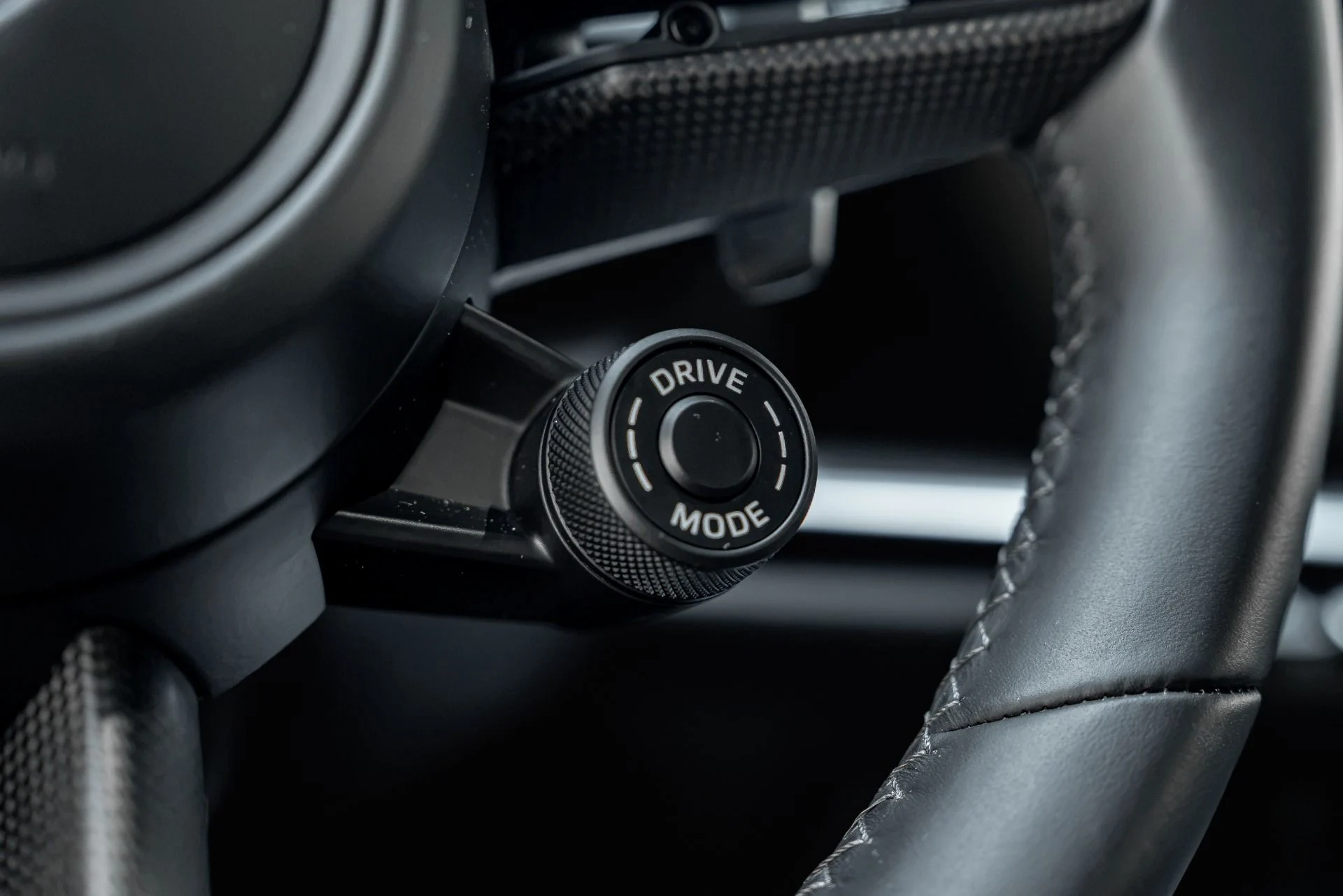 mph041_3638471841_Used_2022_Porsche_911_Turbo_S_1788393945_faff76566d