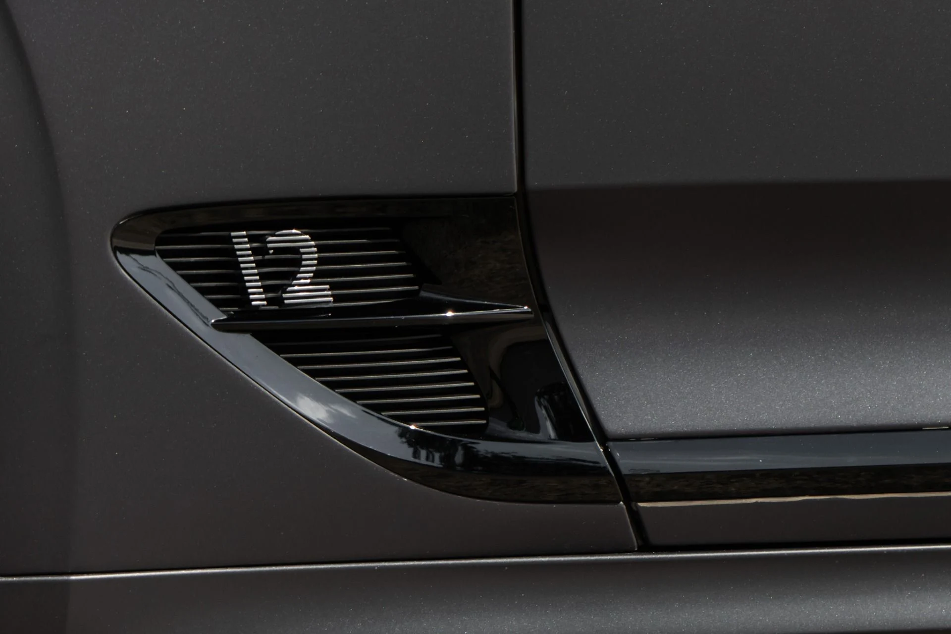 mph041_3653249674_Used_2024_Bentley_Continental_GTC_Speed_Edition_12_1792187272_83adb0f792