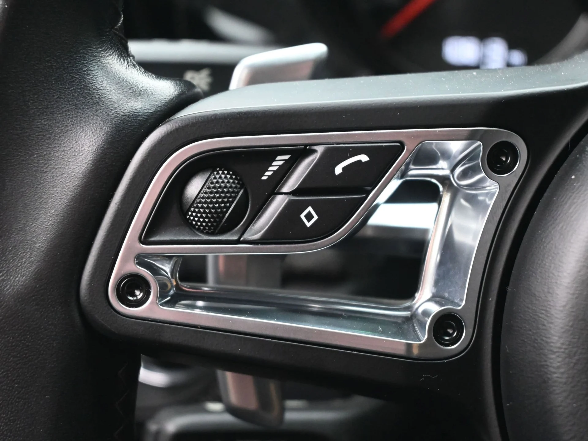 mph041_3657139417_5549a939b002b592d4b241e00380bfcax_3e0ab12706