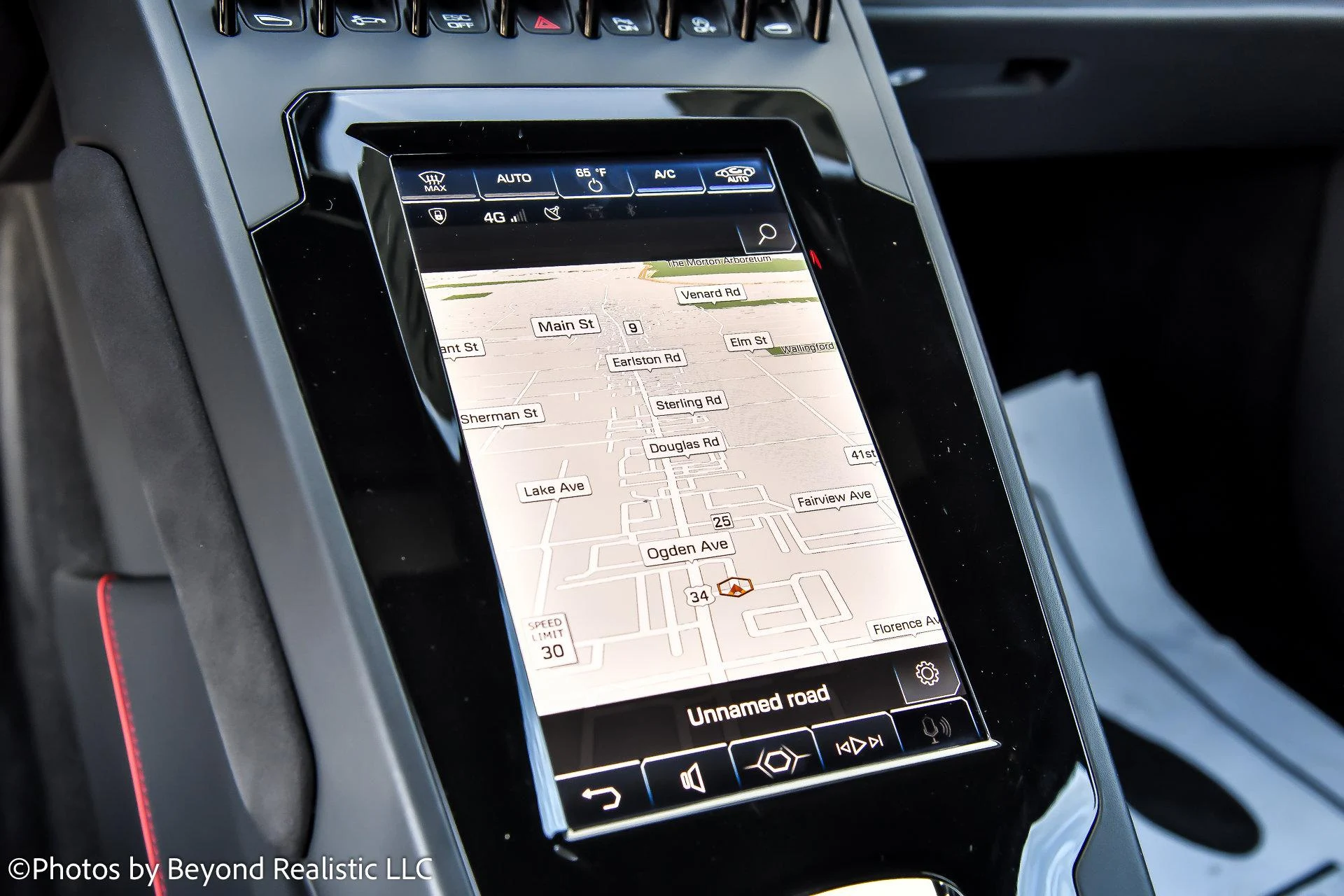 mph041_3668186103_Used_2022_Lamborghini_Huracan_EVO_EVO_1763716128_e4ea1464c7