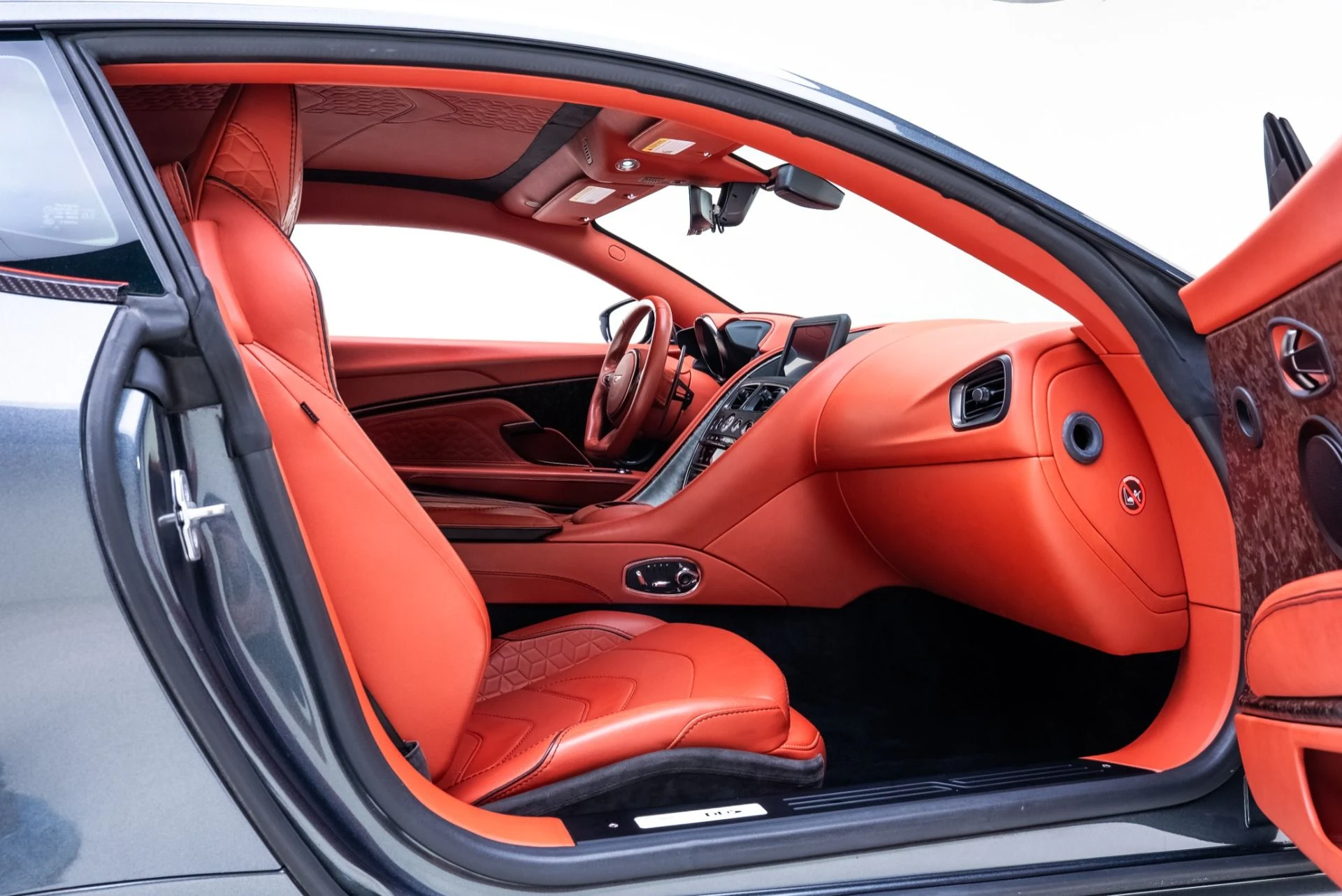 mph041_368039900_Used_2019_Aston_Martin_DBS_Superleggera_1772826746_35cf7ddf13