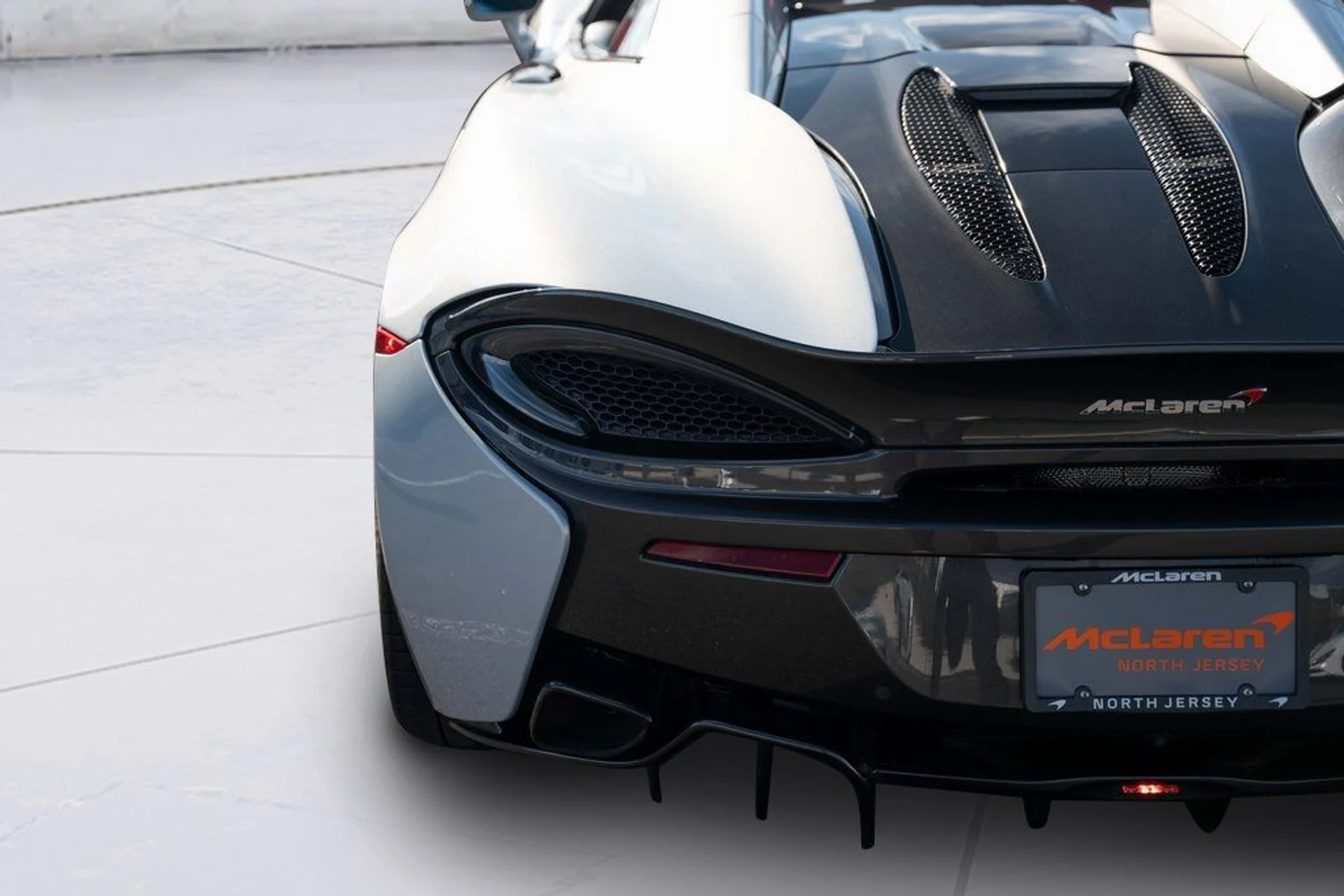 mph041_3680519392_image_43_4fc57337d3