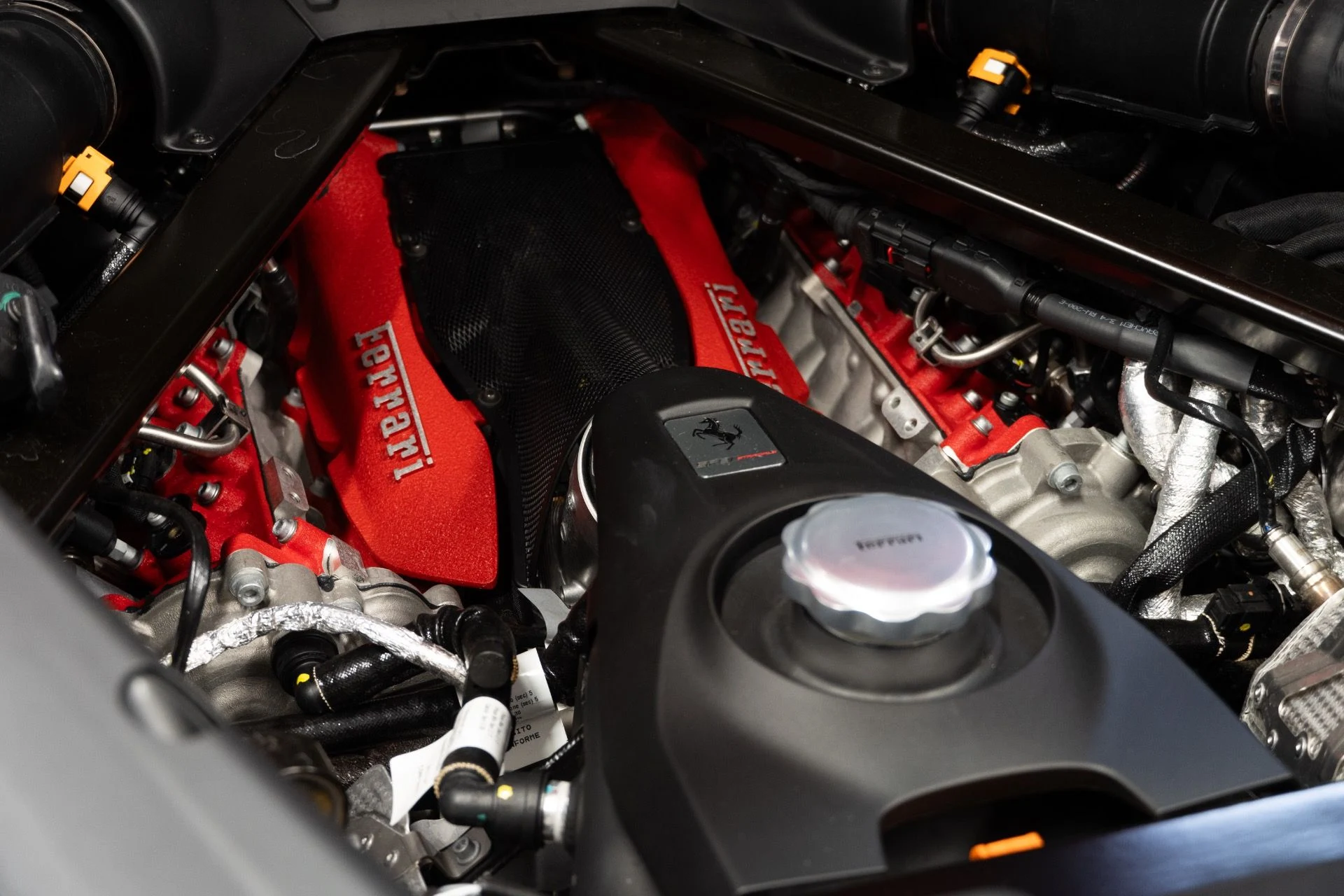 mph041_3700522701_Used_2022_Ferrari_SF_90_Stradale_1736189178_b4e09fec59