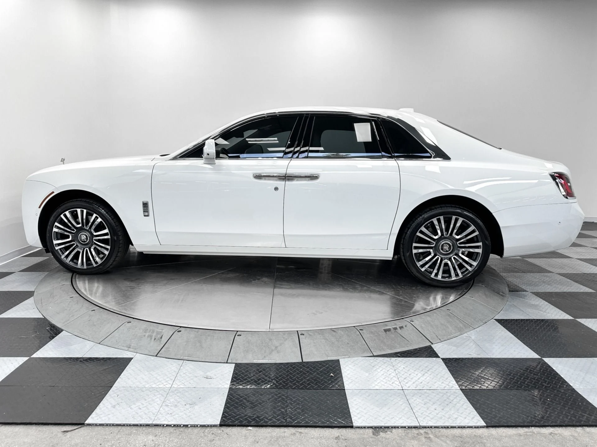 mph041_3703604682_Used_2021_Rolls_Royce_Ghost_The_GHOST_Package_Bespoke_Audio_Rear_Seat_Entertainment_1772048409_adf2a1f352