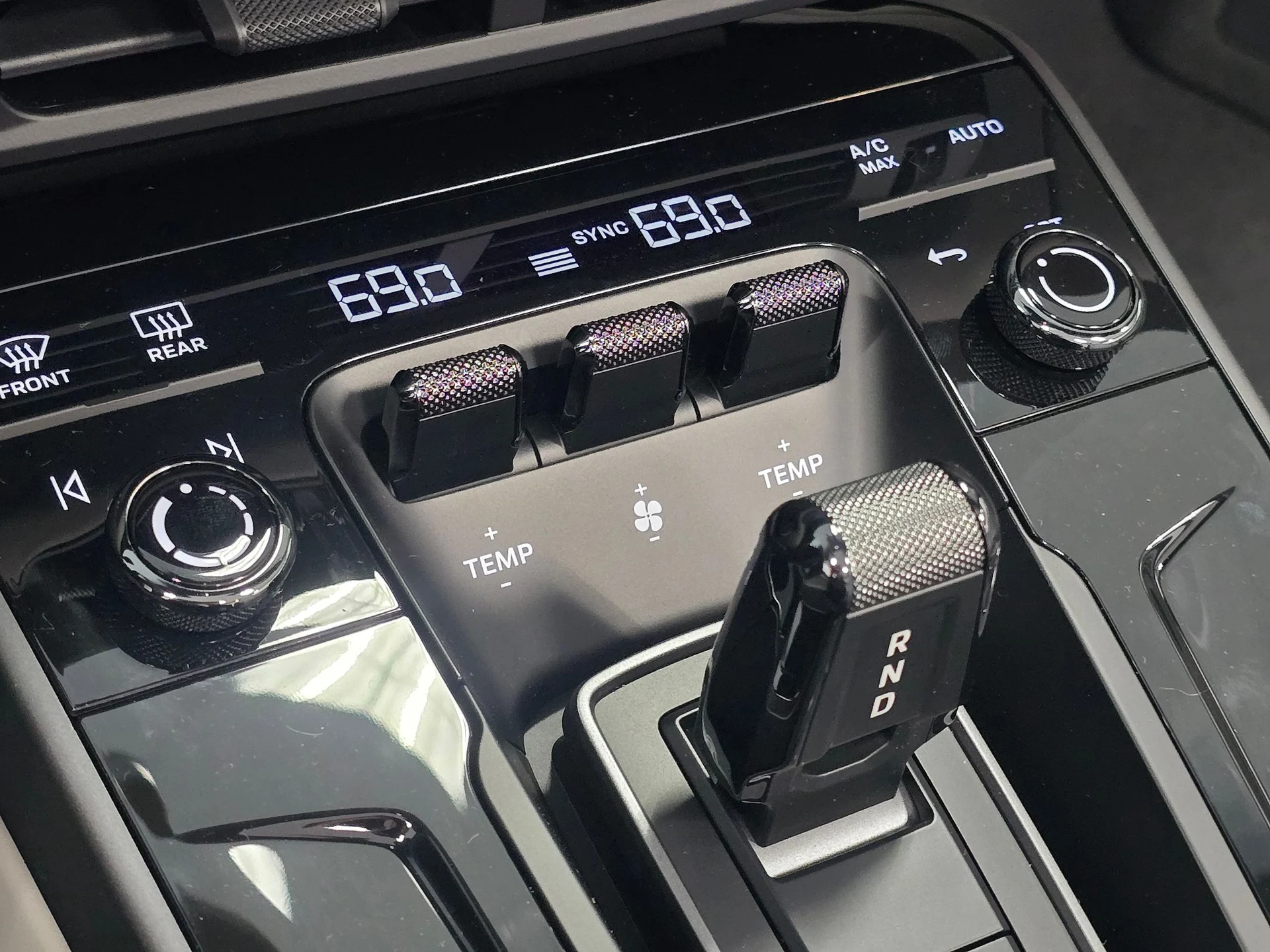 mph041_3725787639_a2c615bf40c476f9144634d63c917d41x_ab51f21245