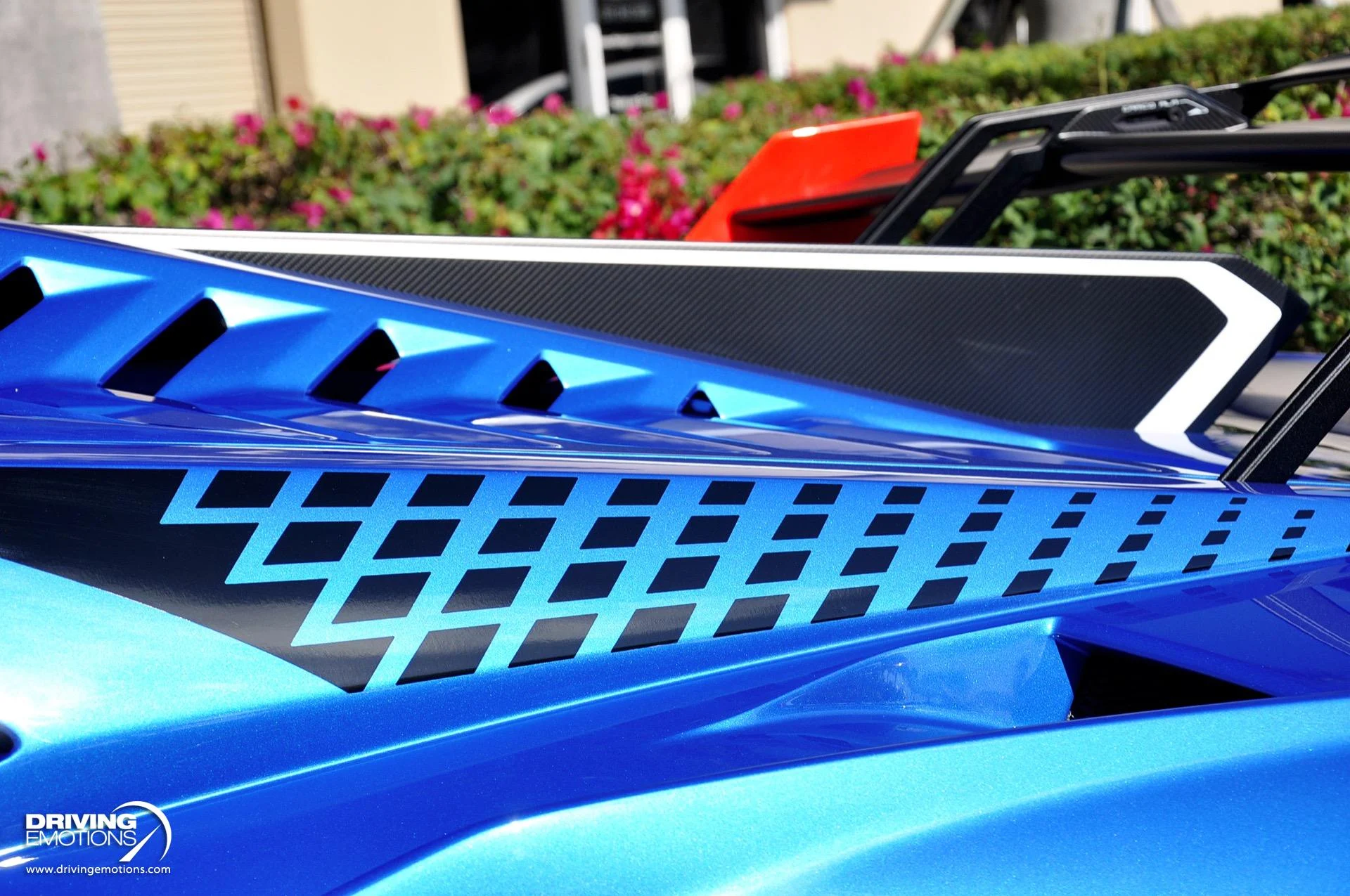 mph041_3740997779_743_p42_l_8bdb278cf7