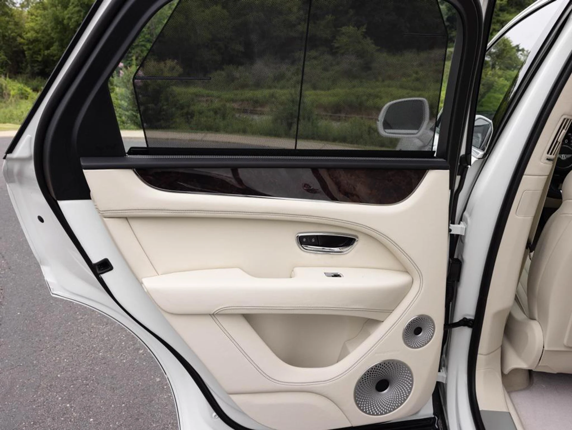 mph041_3746739502_444557824_688defabb8367c48735ada12_0ac6b6ebd8