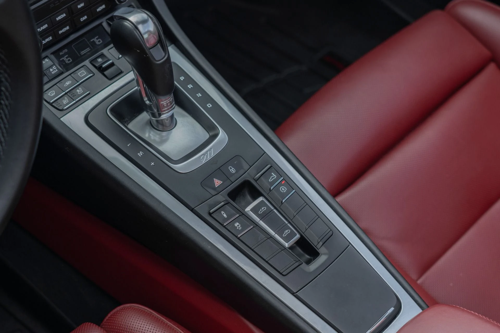 mph041_3749109252_Used_2017_Porsche_911_Targa_4_S_1761592154_e8ec7cb78a