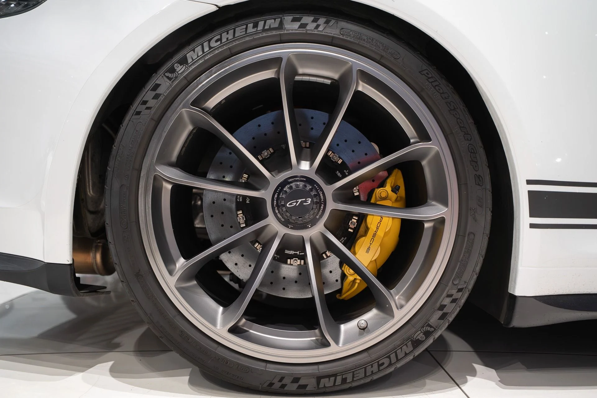 mph041_3752881934_13450_p42_l_9b510a8146