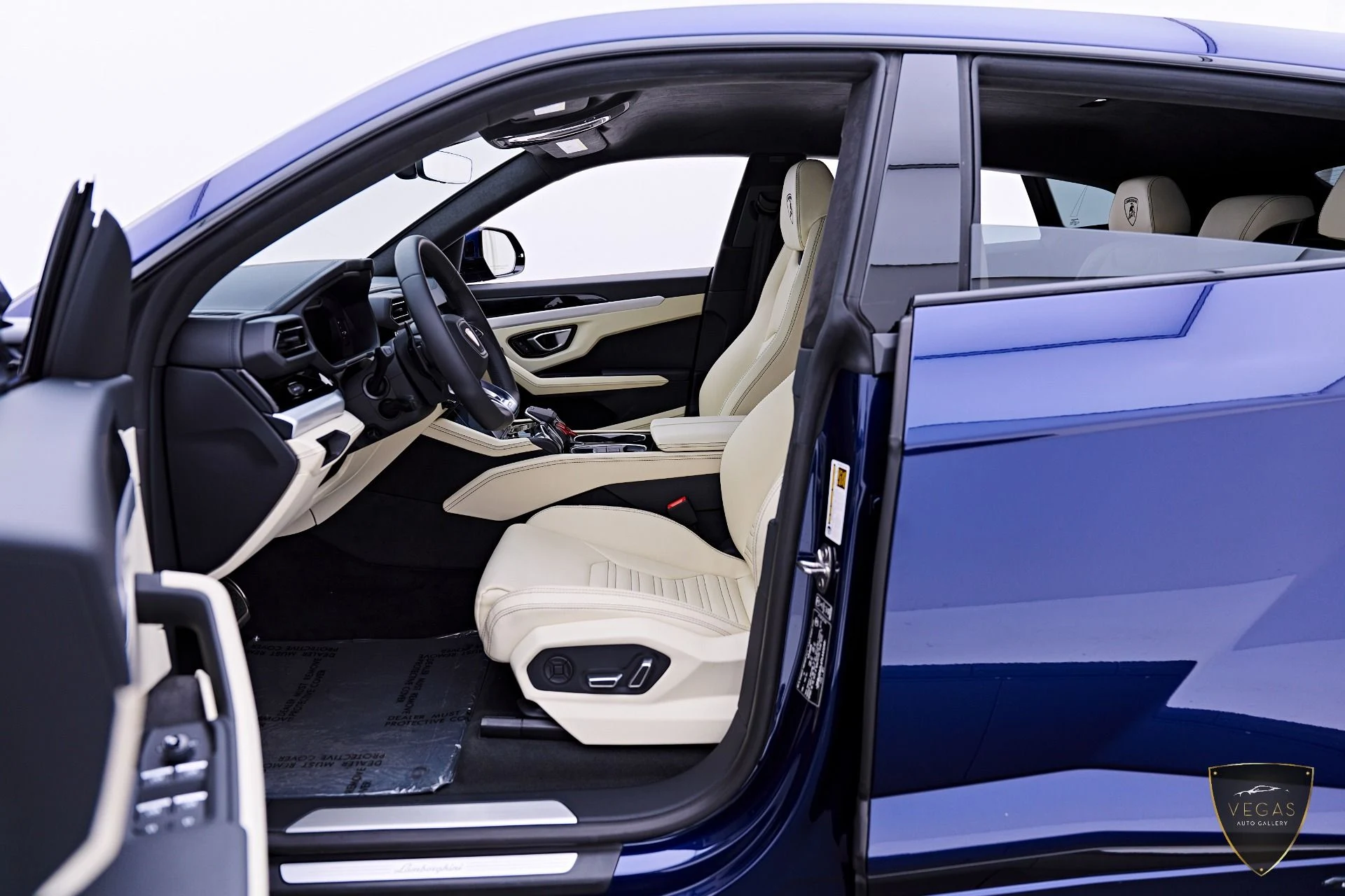 mph041_3757613459_Used_2026_Lamborghini_Urus_SE_1783419680_bd702a61fb