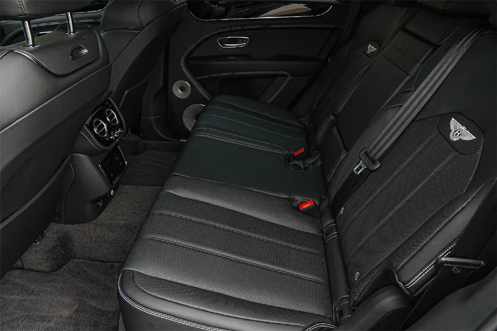 mph041_3760267449_b61f5faf0cb0427fa0bf3cc450295f76_e2b344c8bf