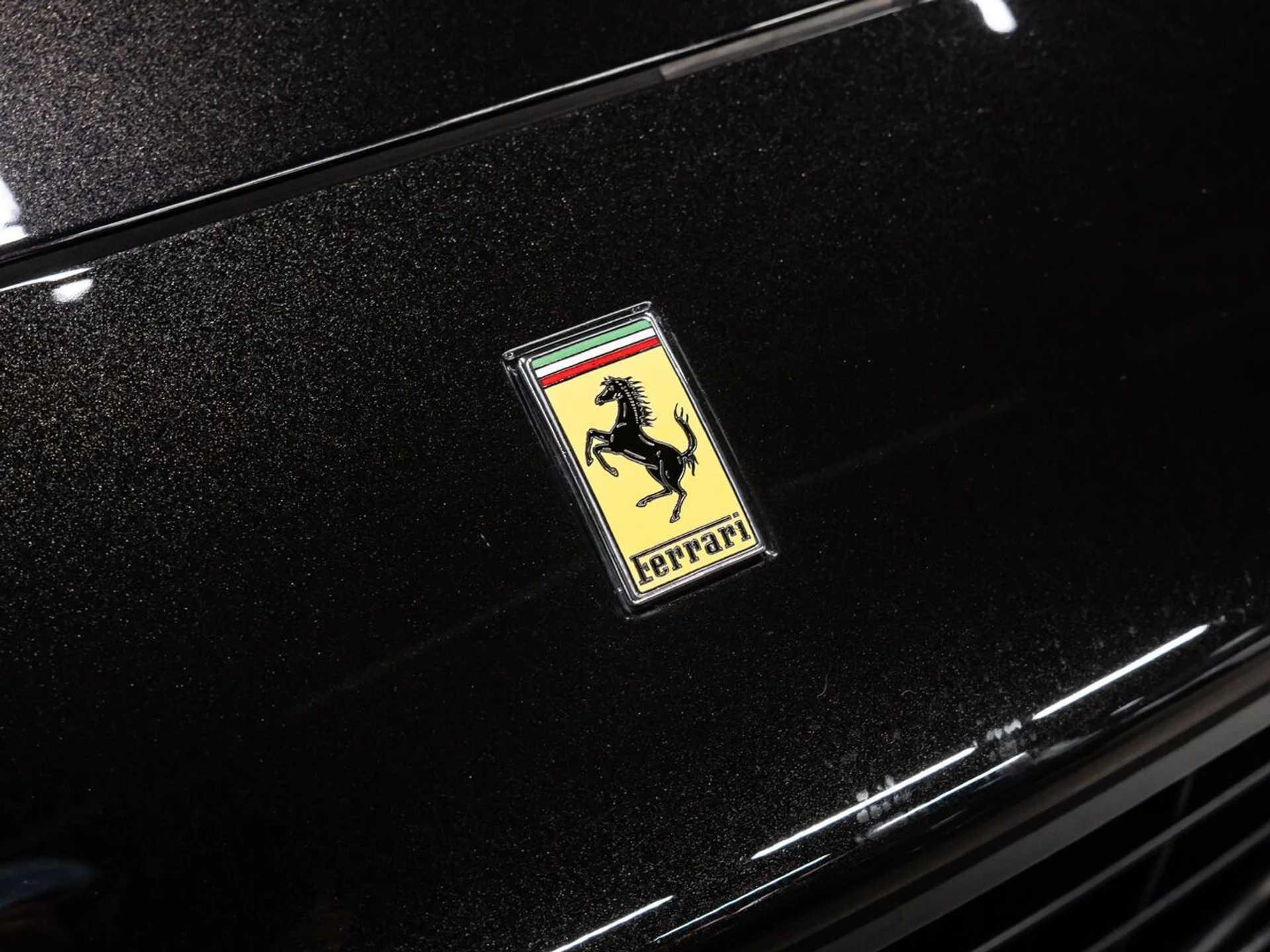 mph041_3760736033_ferrari_california_2011_0d232f207d
