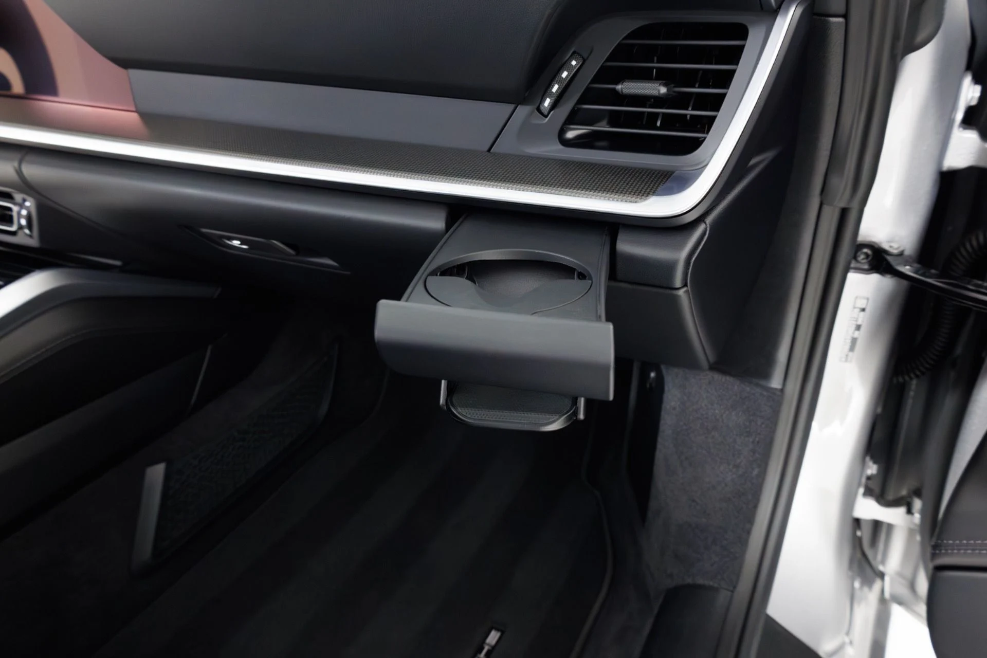 mph041_3777711154_Used_2022_Porsche_911_Targa_4_S_1772835275_1c444a9e07