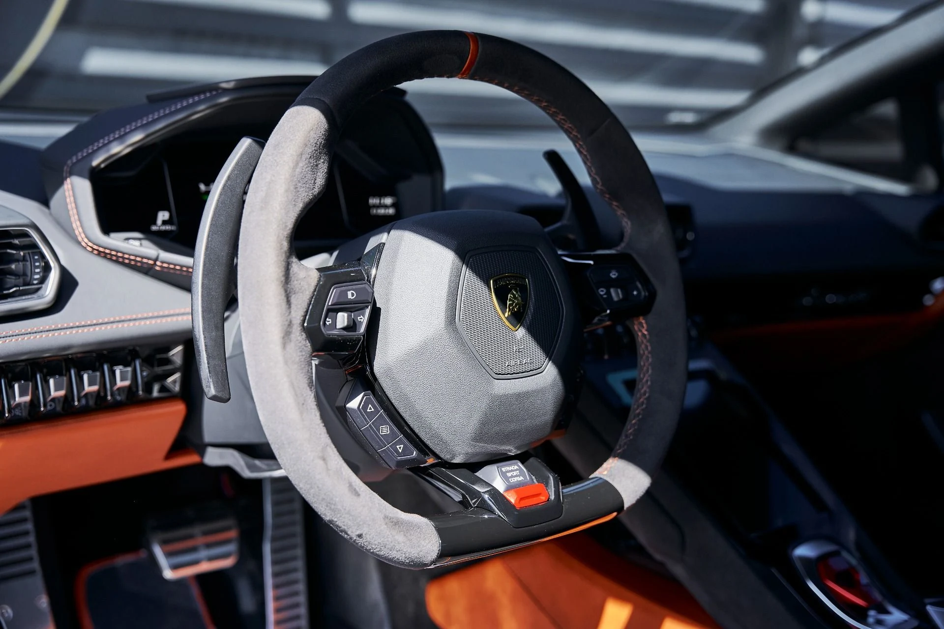 mph041_3796624656_Used_2024_Lamborghini_Huracan_Tecnica_Base_1773278457_57e9fead40