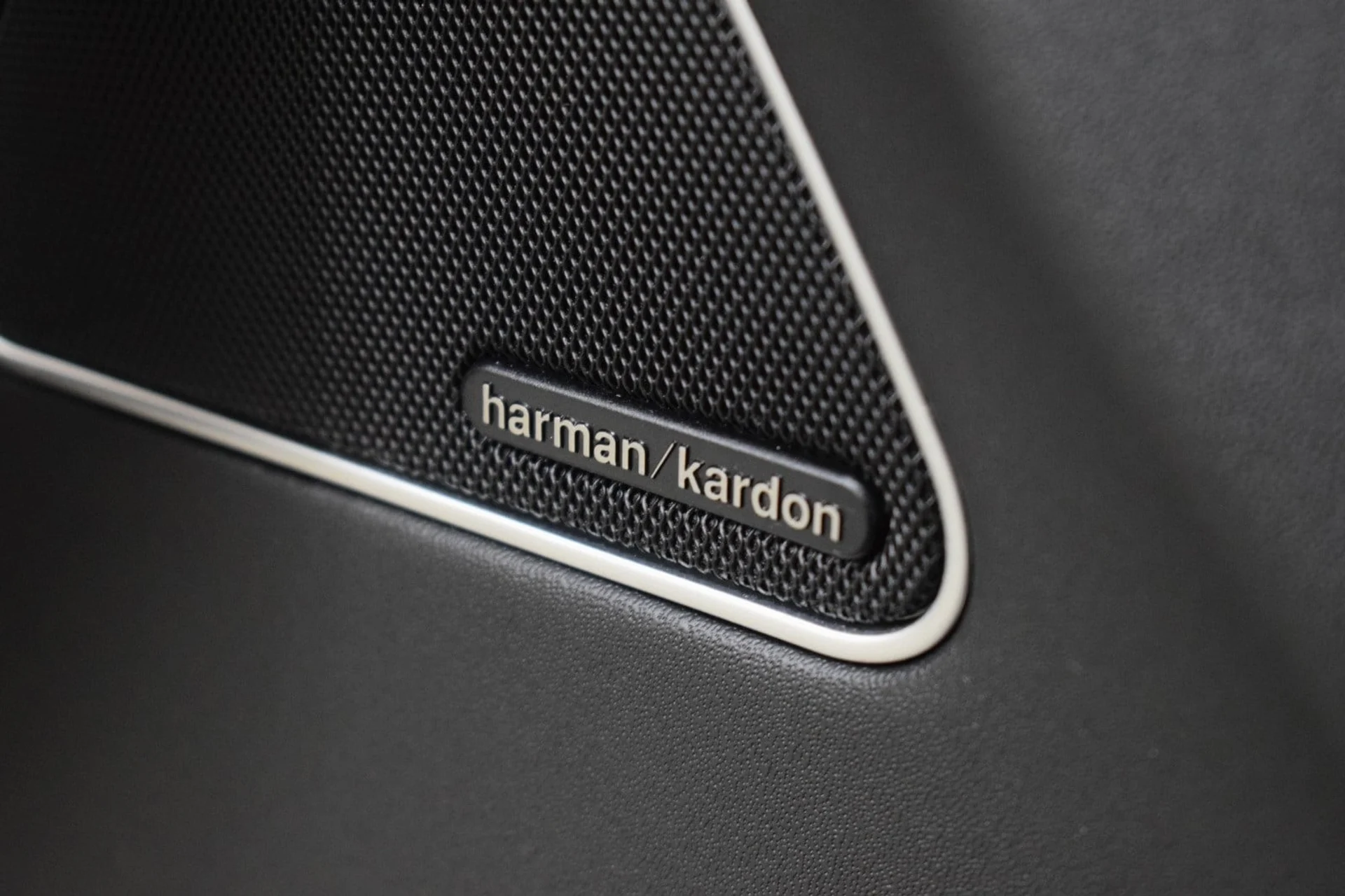 mph041_3797567476_5f3fc48f9e040b61f97e9fa2d16e9d0ex_86681eaec7