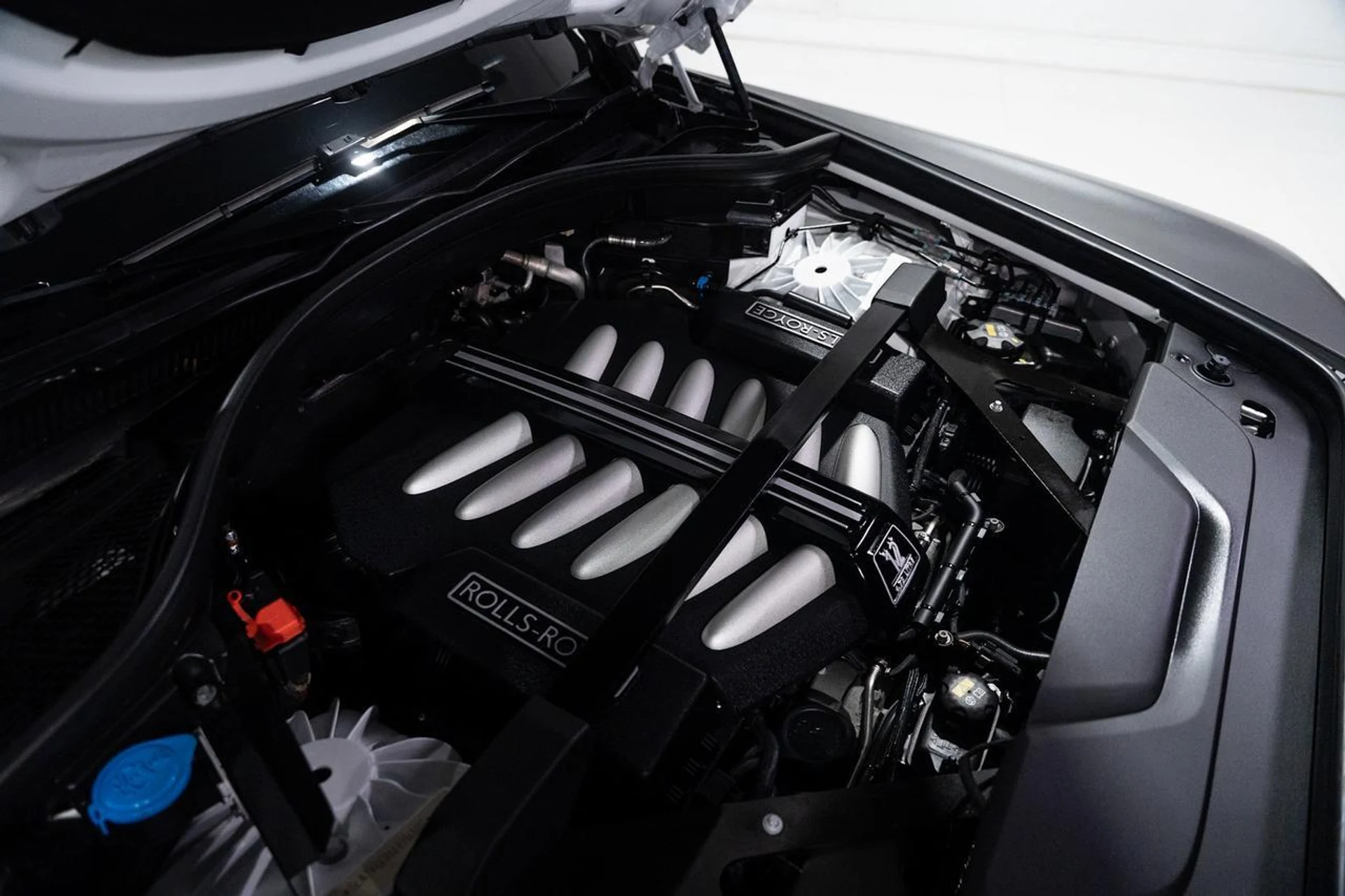 mph041_3807869954_5e204ffffdcba4a3983a9efdb8c302ec_566a639fca